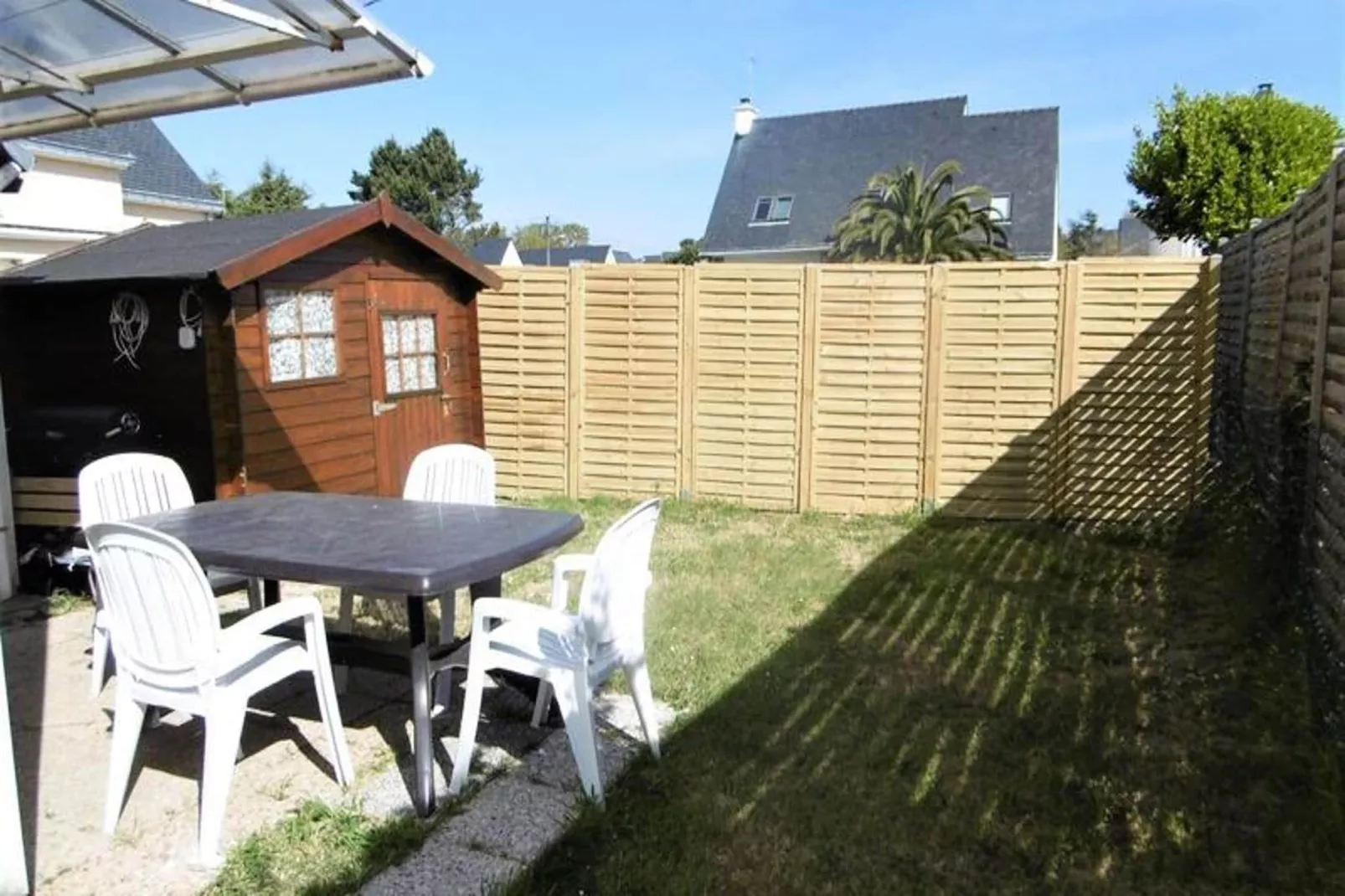 Résidence Les Korrigans-Tuinen zomer