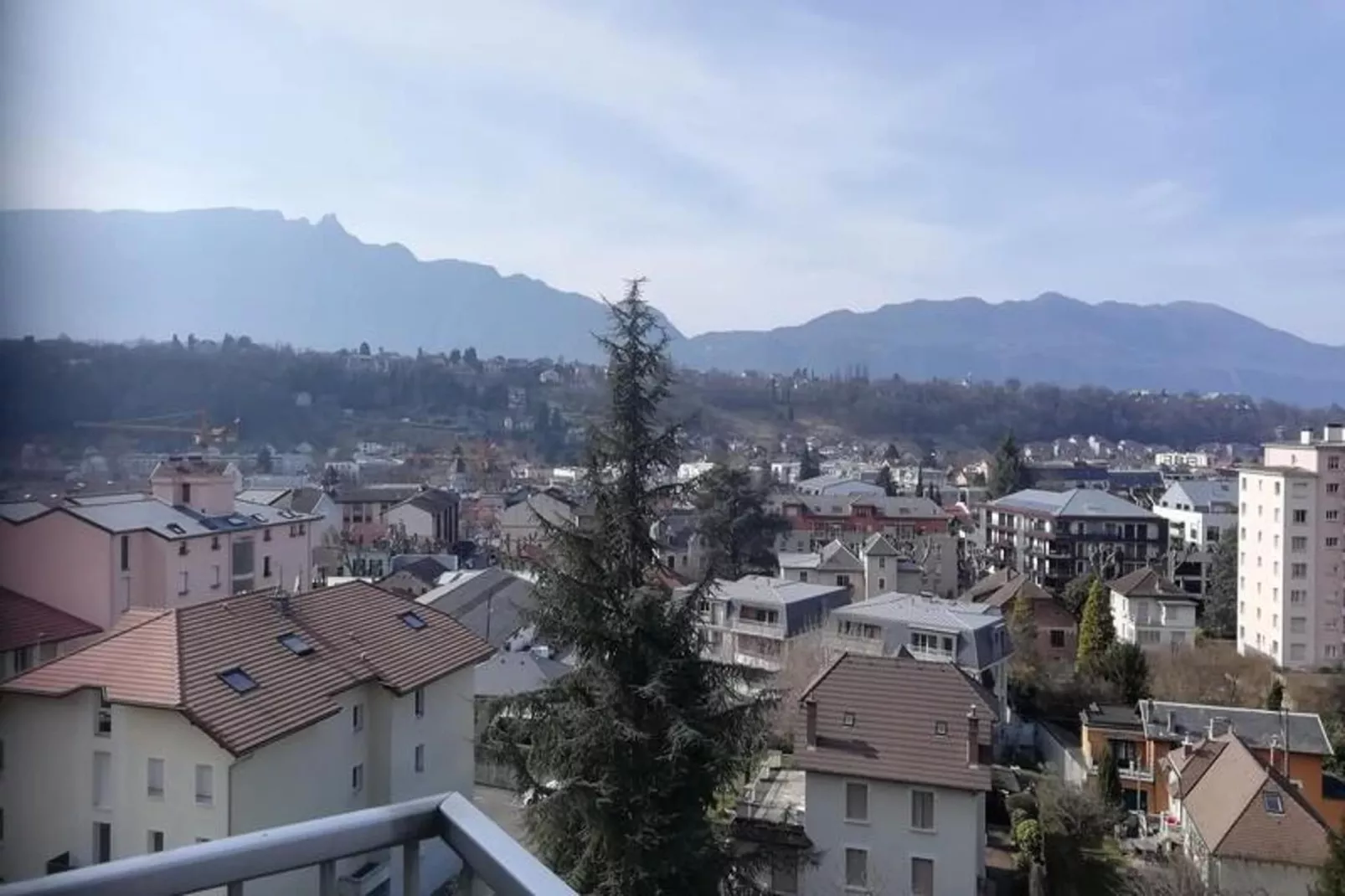 Résidence Montcalm D-Uitzicht zomer