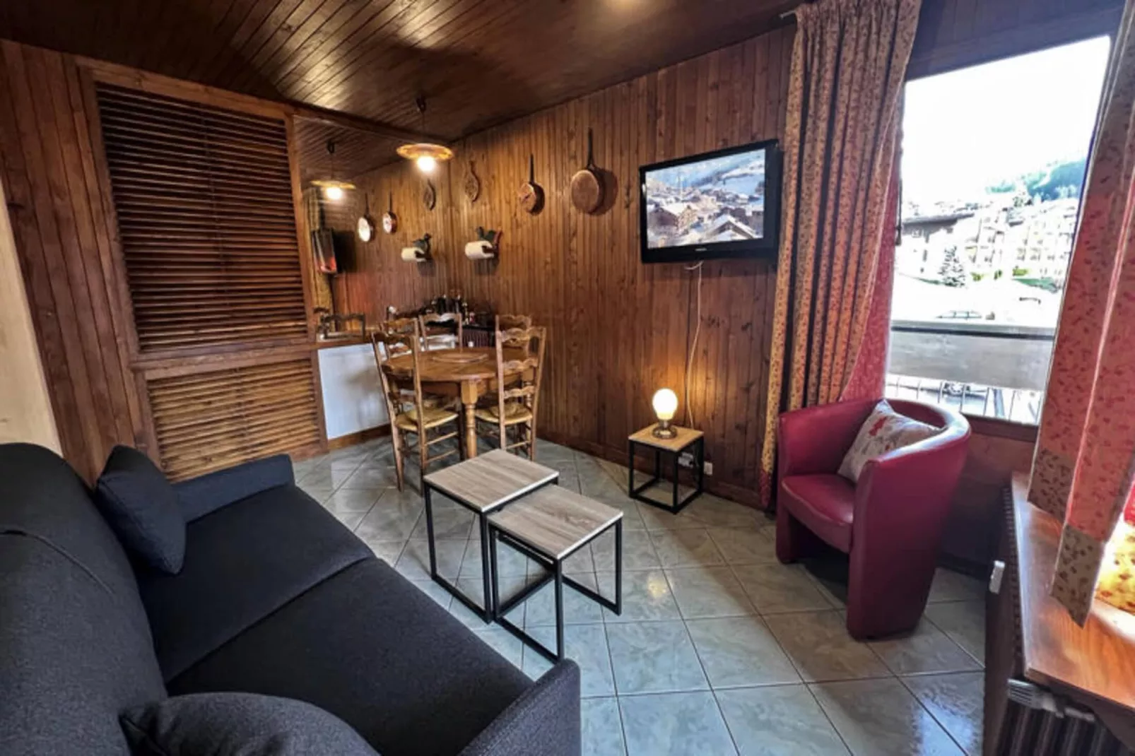 Appartements à La Clusaz-Buitenkant zomer