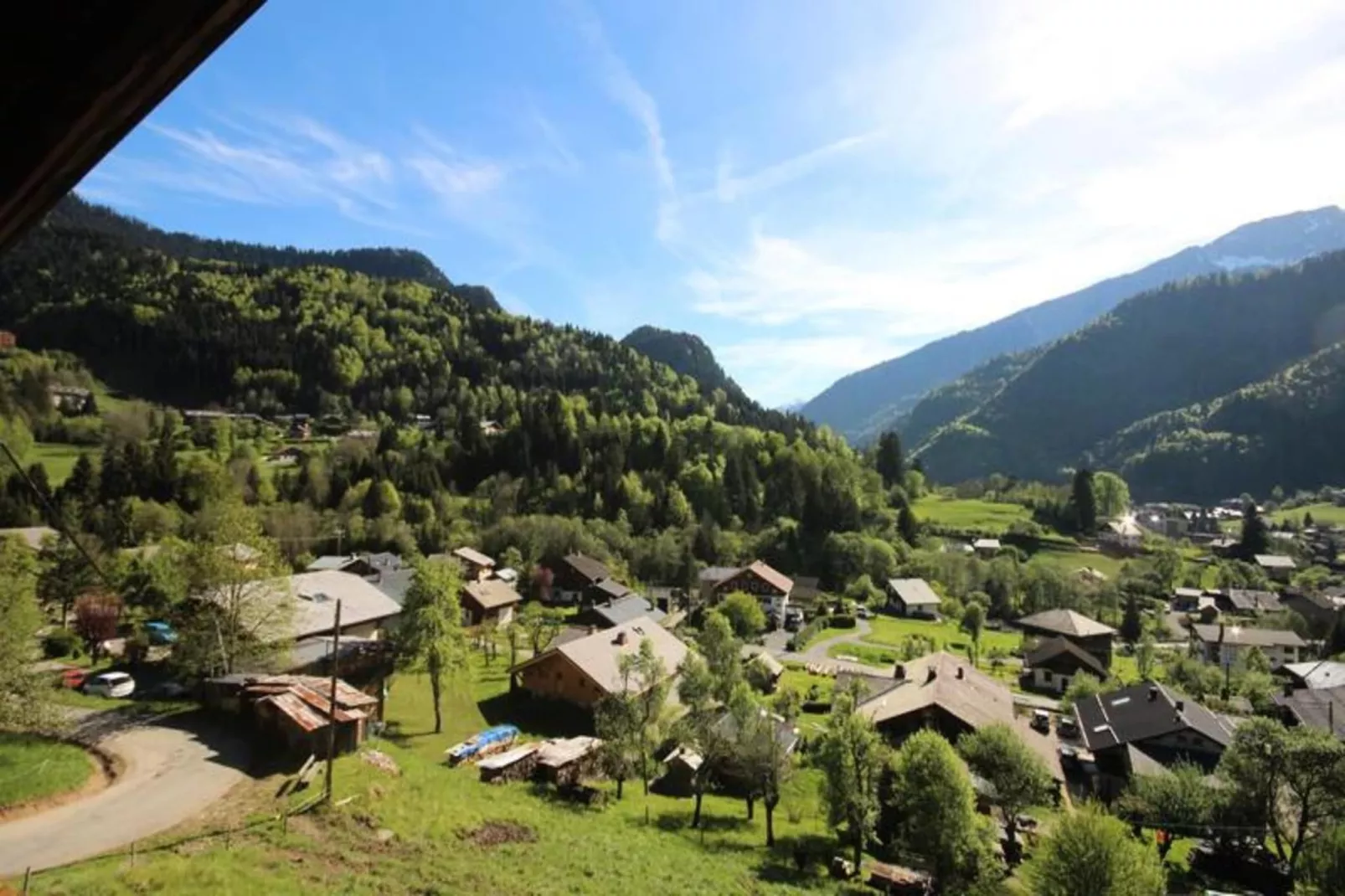 Appartements à Saint Jean d'Aulps-Uitzicht zomer