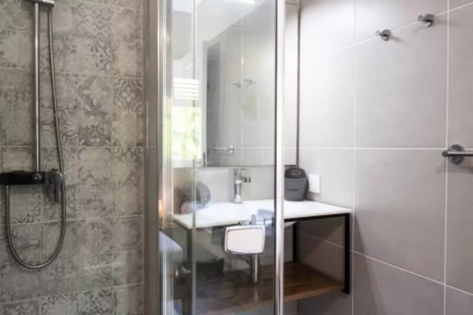 Villa Gwada-Image-tags.