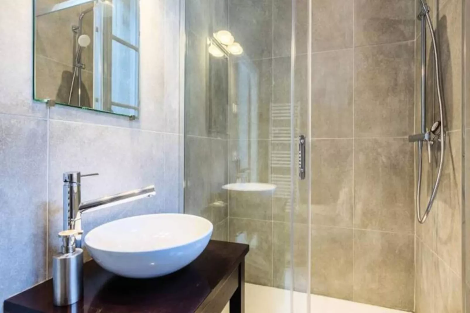 Magnifique Appartement Dans L&rsquo;hyper Centre-Image-tags.