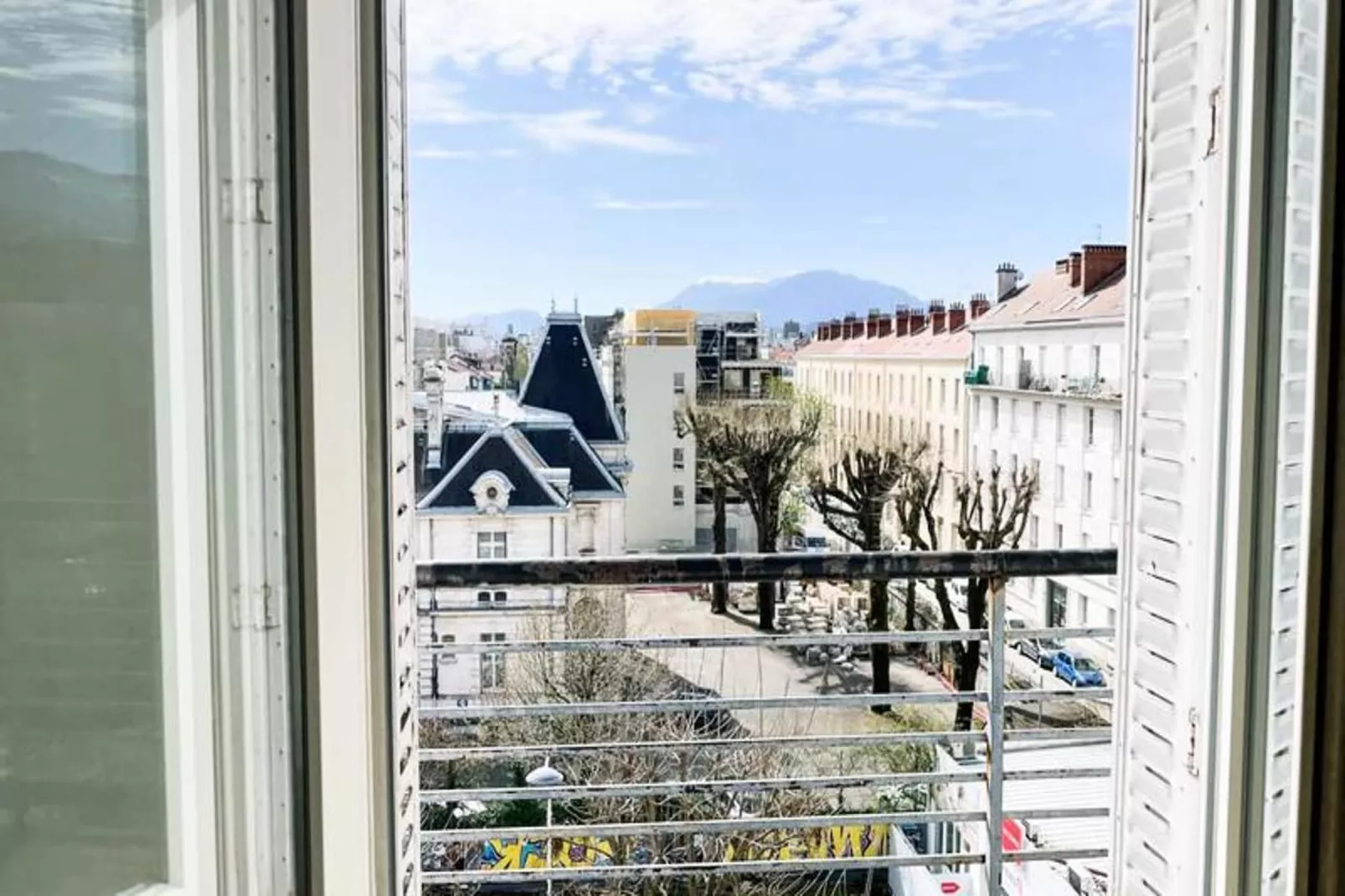 Pretty Light In Grenoble ☀ T2-Uitzicht zomer