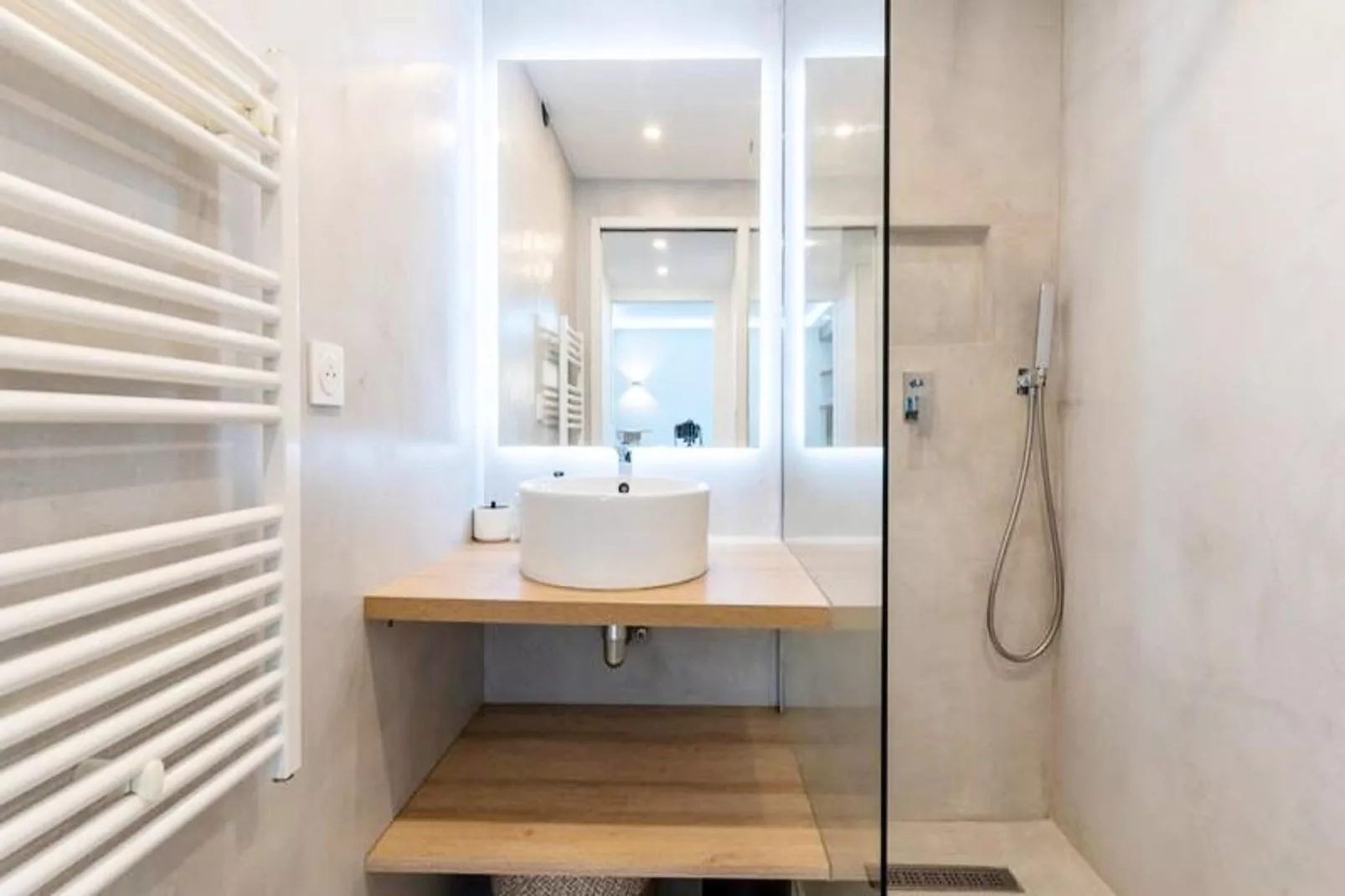 Résidence Sublime T2  Pour 4 Personnes, R&eacute;nov&eacute; Avec Piscine Tennis Parking Wifi-Badkamer