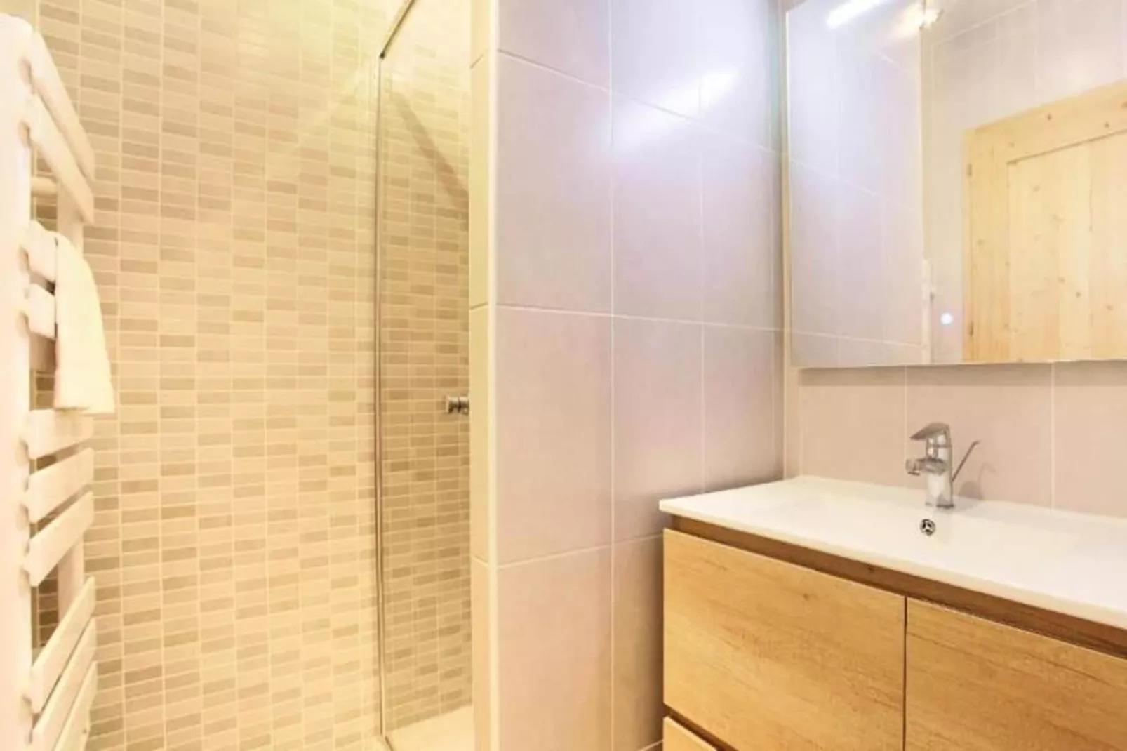 Résidence Prestige Odalys Mendi Alde****-Badkamer