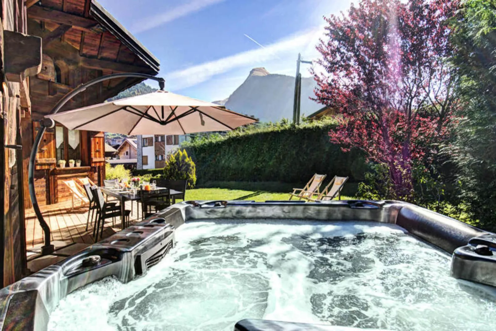 Résidence Lolana-Tuinen zomer