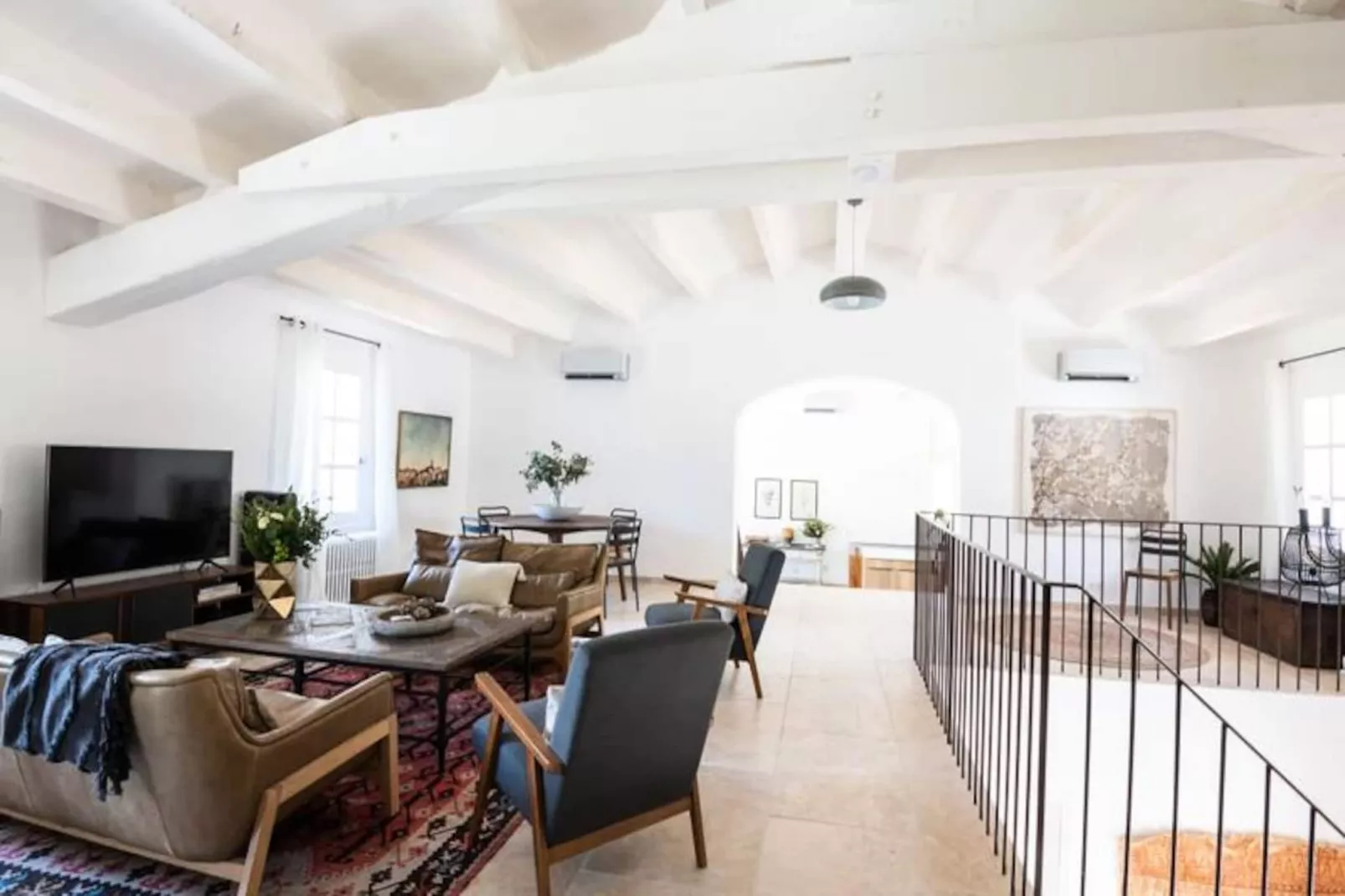 Villa Les Saffres, Somptueux Mas &agrave; Malaucene-Image-tags.