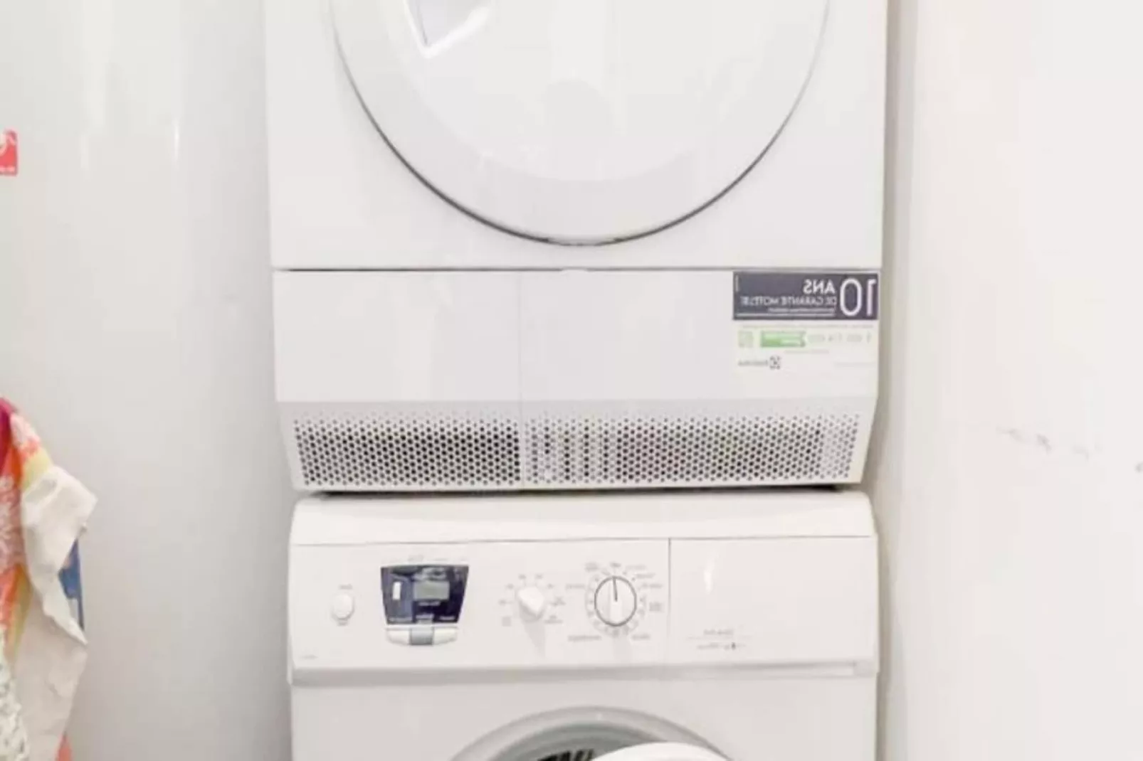 Appartement De Haut Standing Authentique Situ&eacute; Au Coeur Du Triangle D'or-Buitenkant zomer