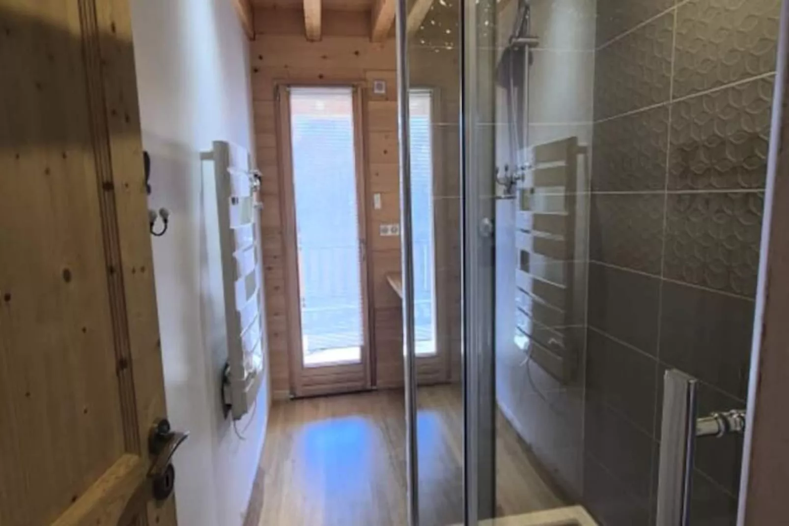 Chalet Cozy Au C&oelig;ur De La F&eacute;claz : S&eacute;jour Authentique Et Proche Des Pistes-Image-tags.