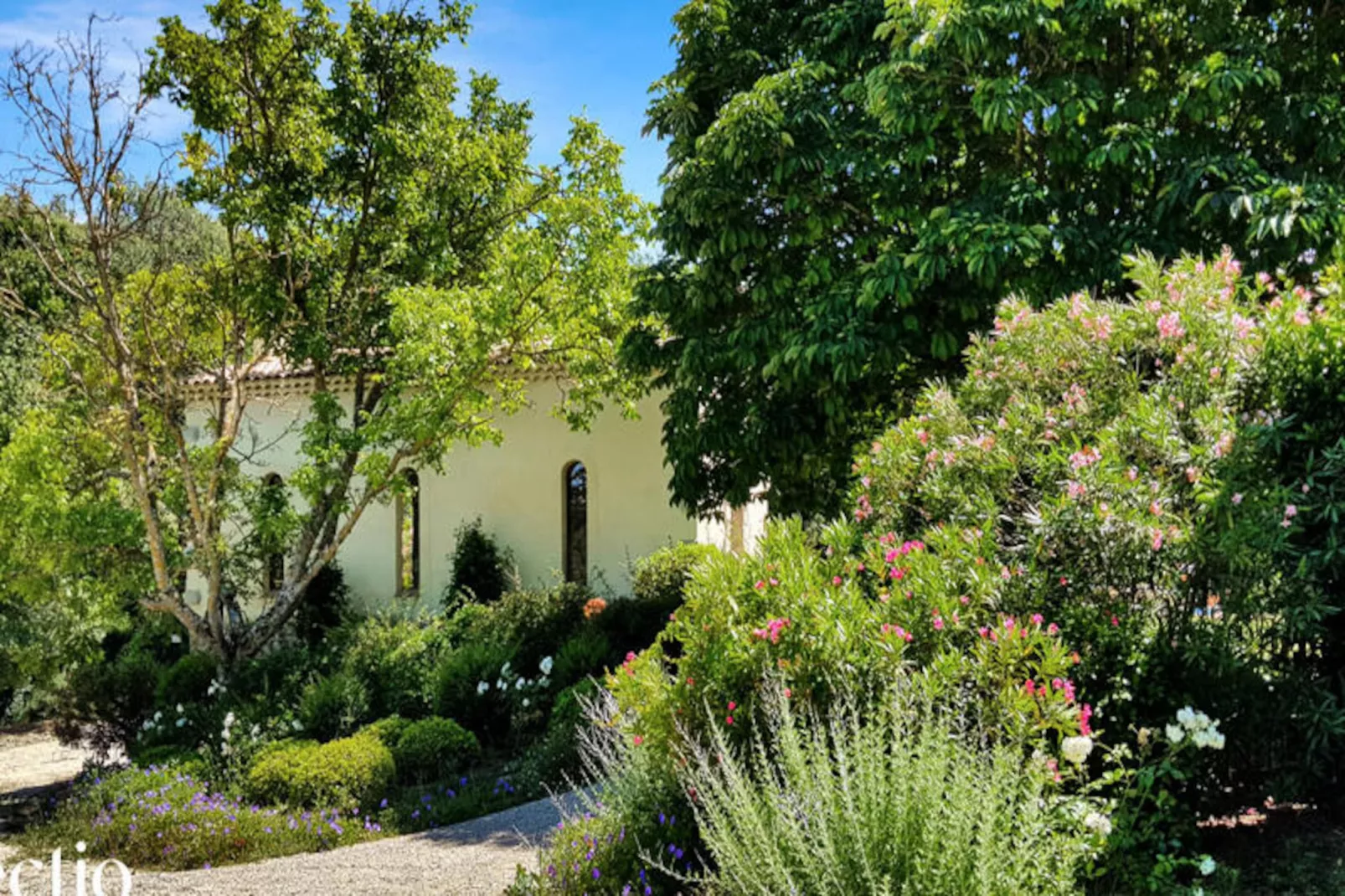 Petite Bastide | Domaine Tour Campanets-Image-tags.