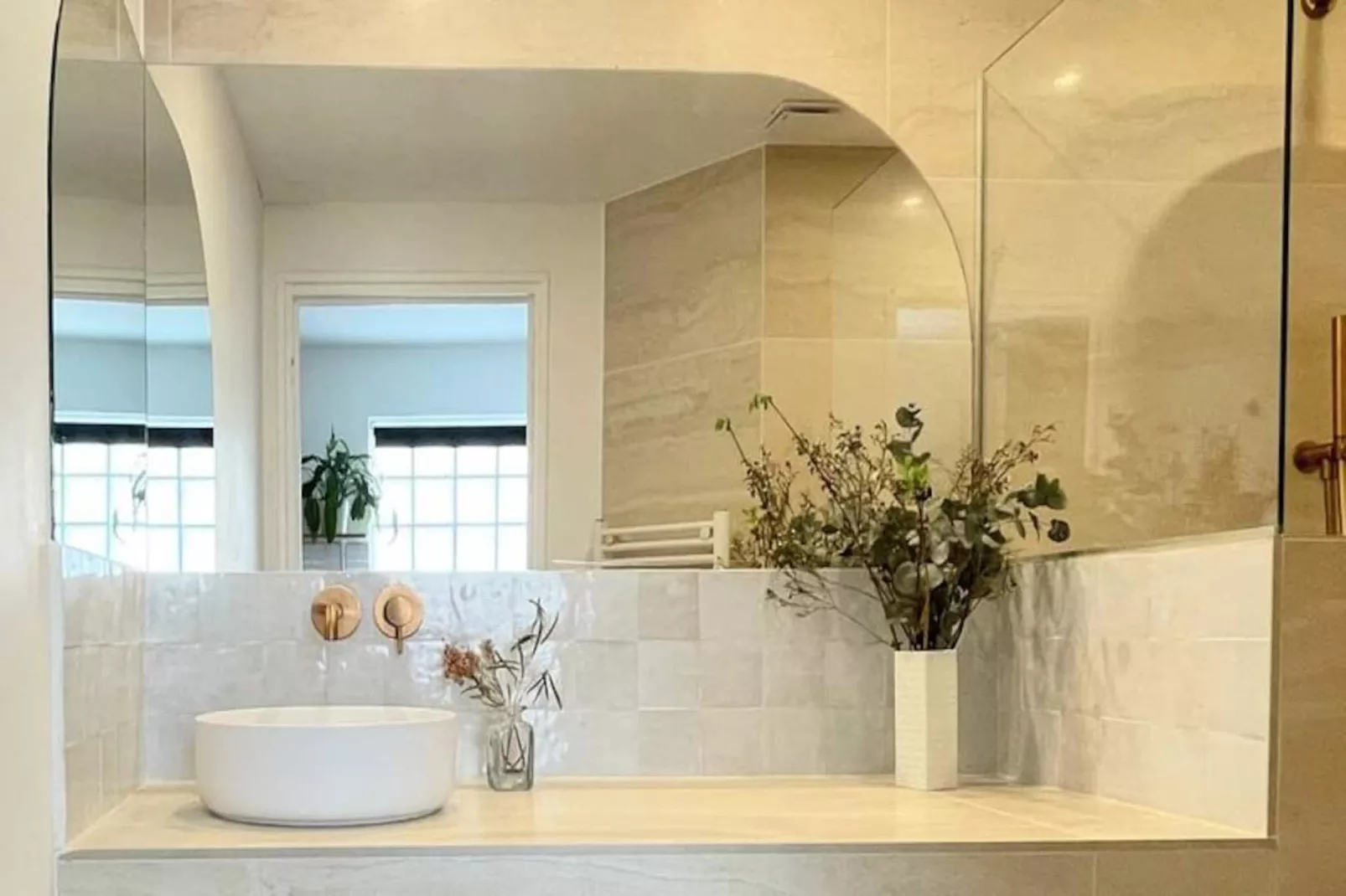 La Terrasse Bazille-Image-tags.