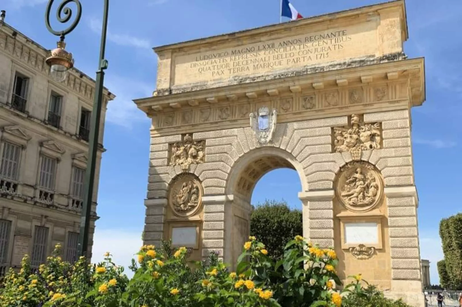 Home Chic Home - Les Suites De La Com&eacute;die - Suite1-Image-tags.