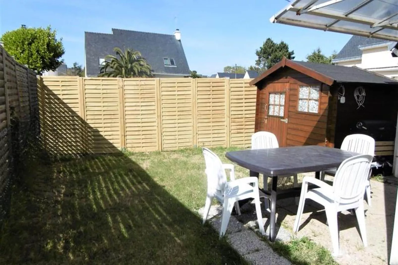 Résidence Les Korrigans-Tuinen zomer