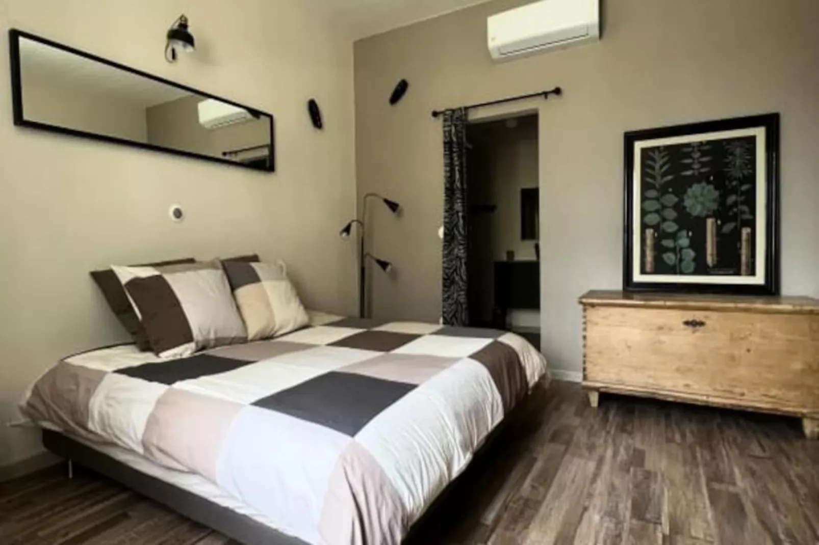 Appartement Lumineux Avec Piscine Et Spa-Image-tags.