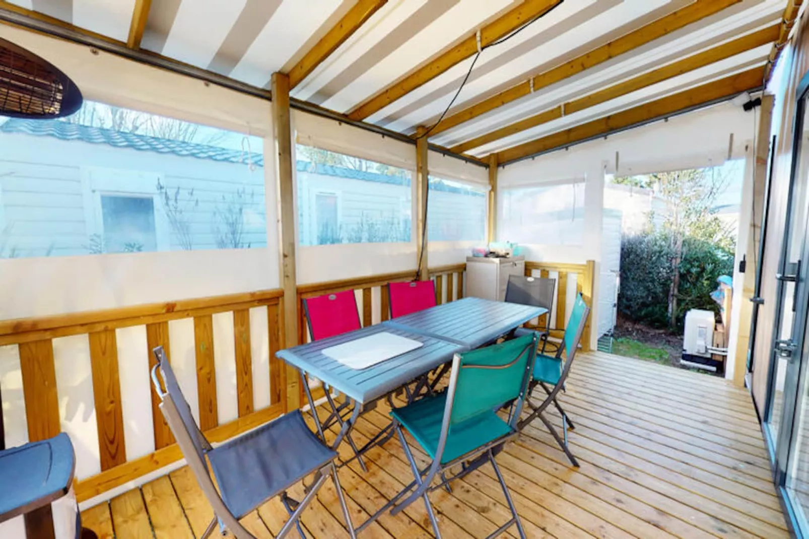 Mobil Home - Bungalow - Cottage à Saint-Hilaire-de-Riez-Image-tags.