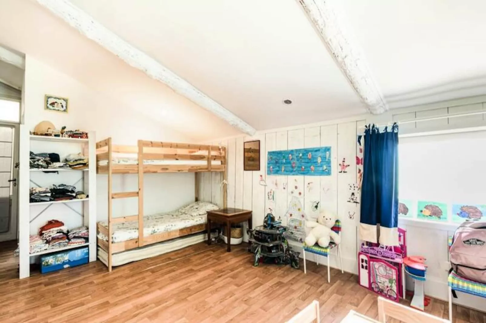 Maison De Famille En Provence-Image-tags.