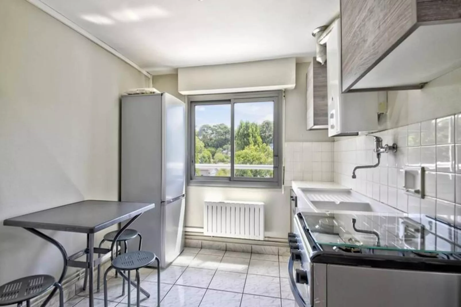 Résidence La Roseraie-Buitenkant zomer