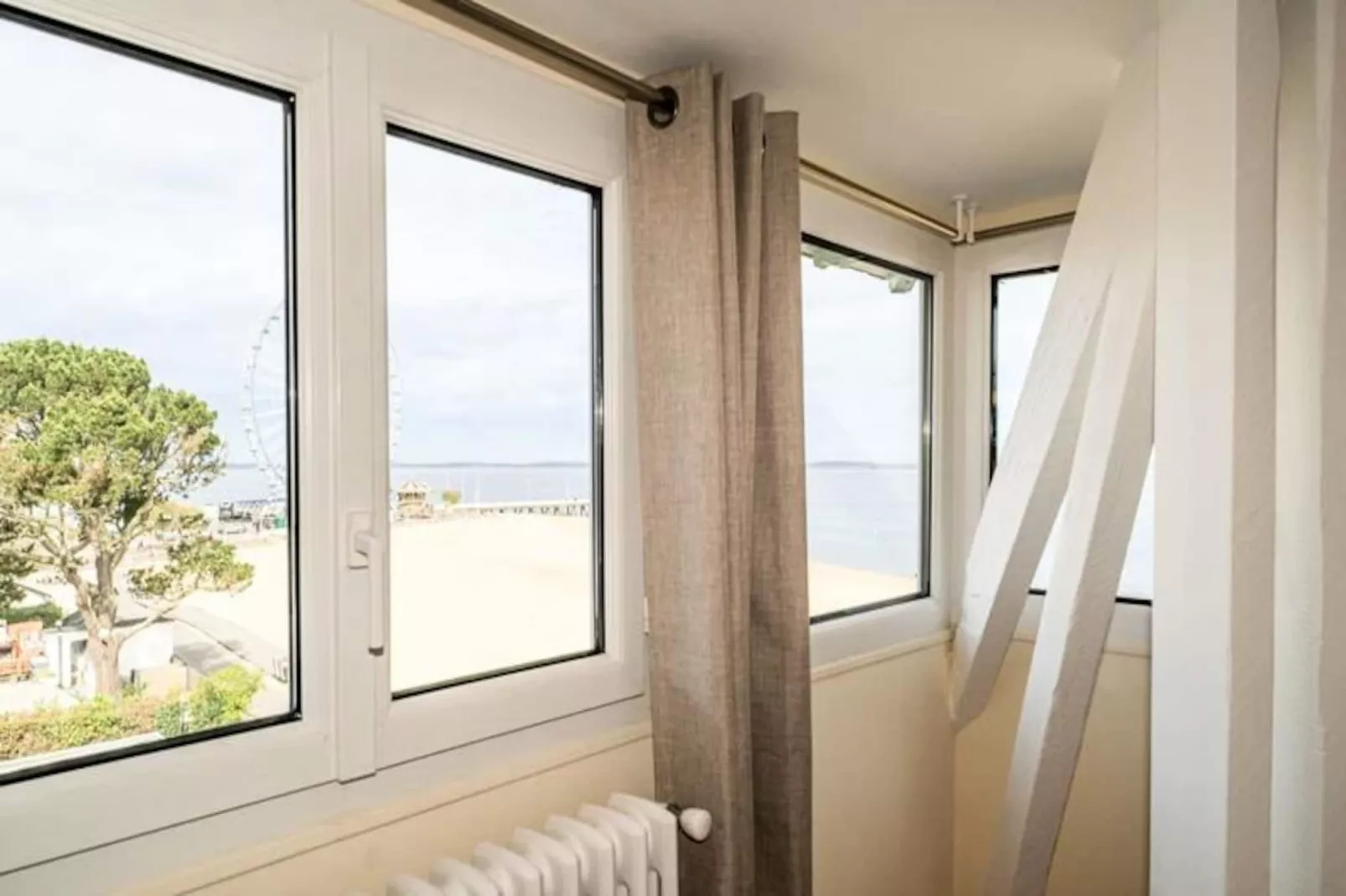 Somptueuse Demeure Arcachonnaise De Caract&egrave;re Avec Acc&egrave;s Direct &agrave; La Plage-Image-tags.