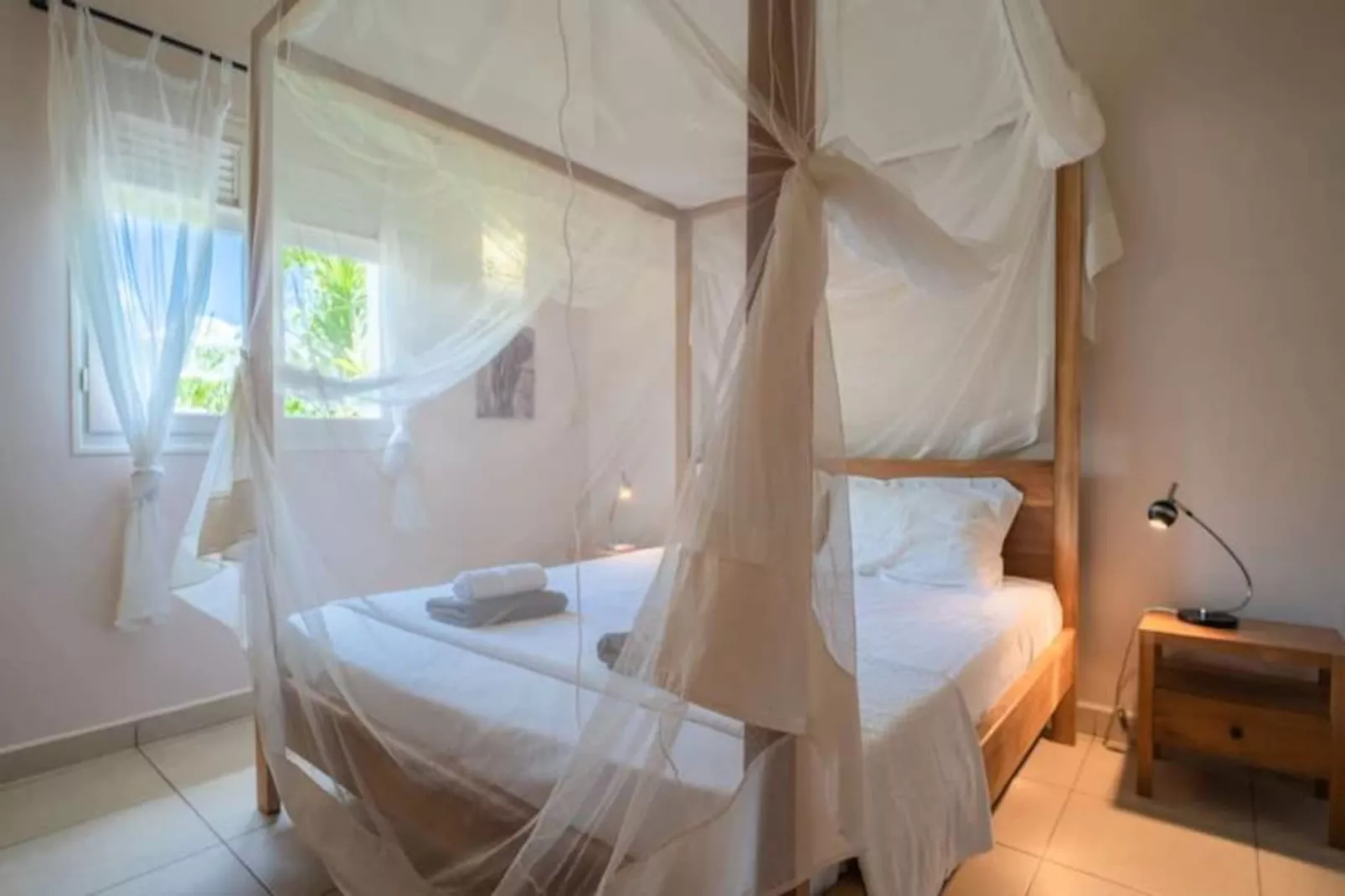 Villa Gwada-Image-tags.