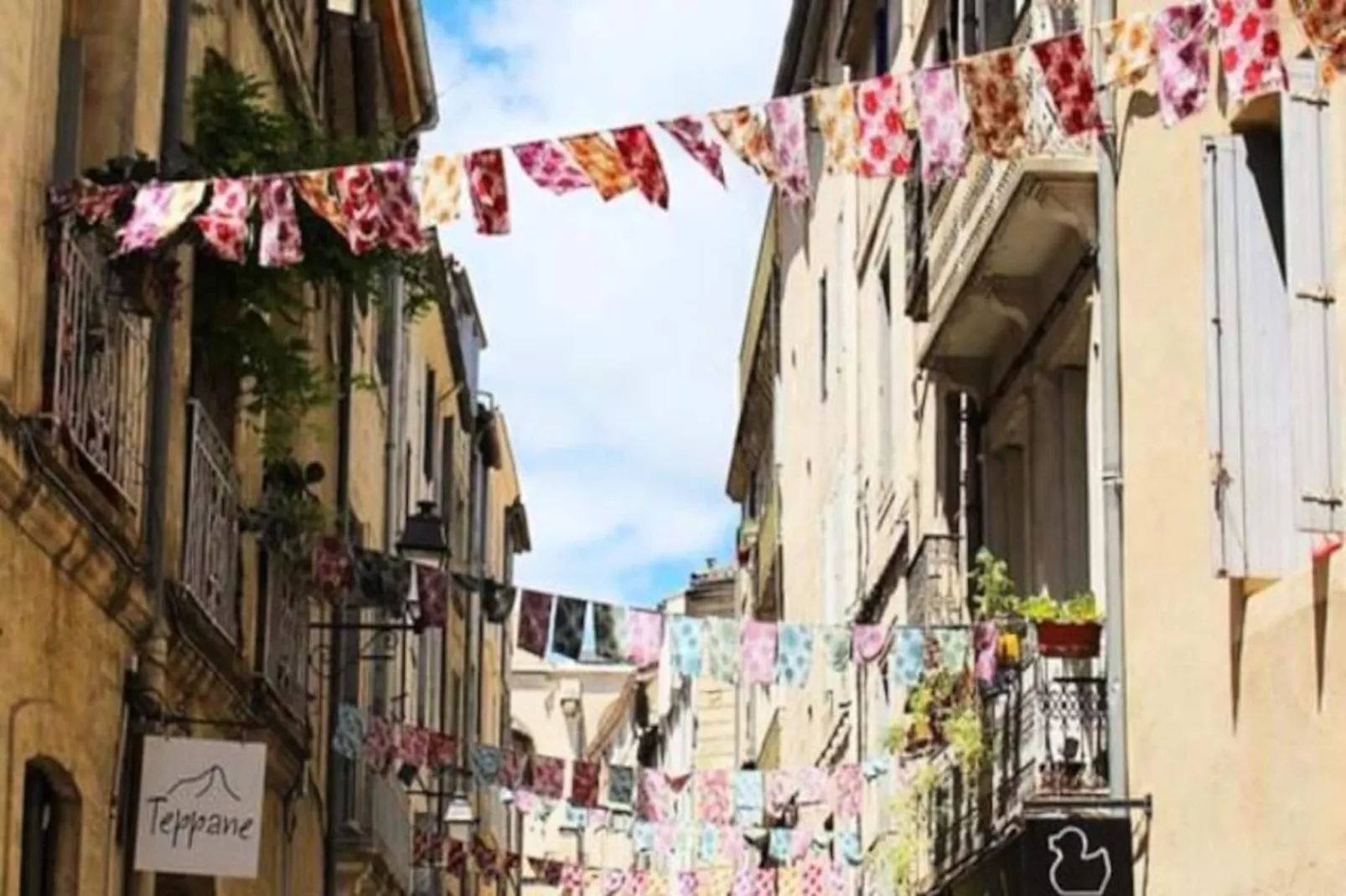 Home Chic Home - Les Suites De La Com&eacute;die - Suite4-Image-tags.