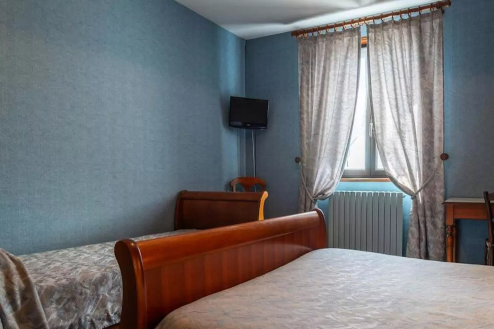 Gîte de France Bon aubrac pour 12 personnes 2 épis-Image-tags.