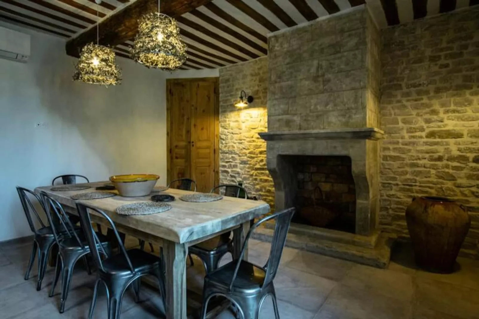 Mas Sylvie - Isle-sur-la-sorgue-Image-tags.