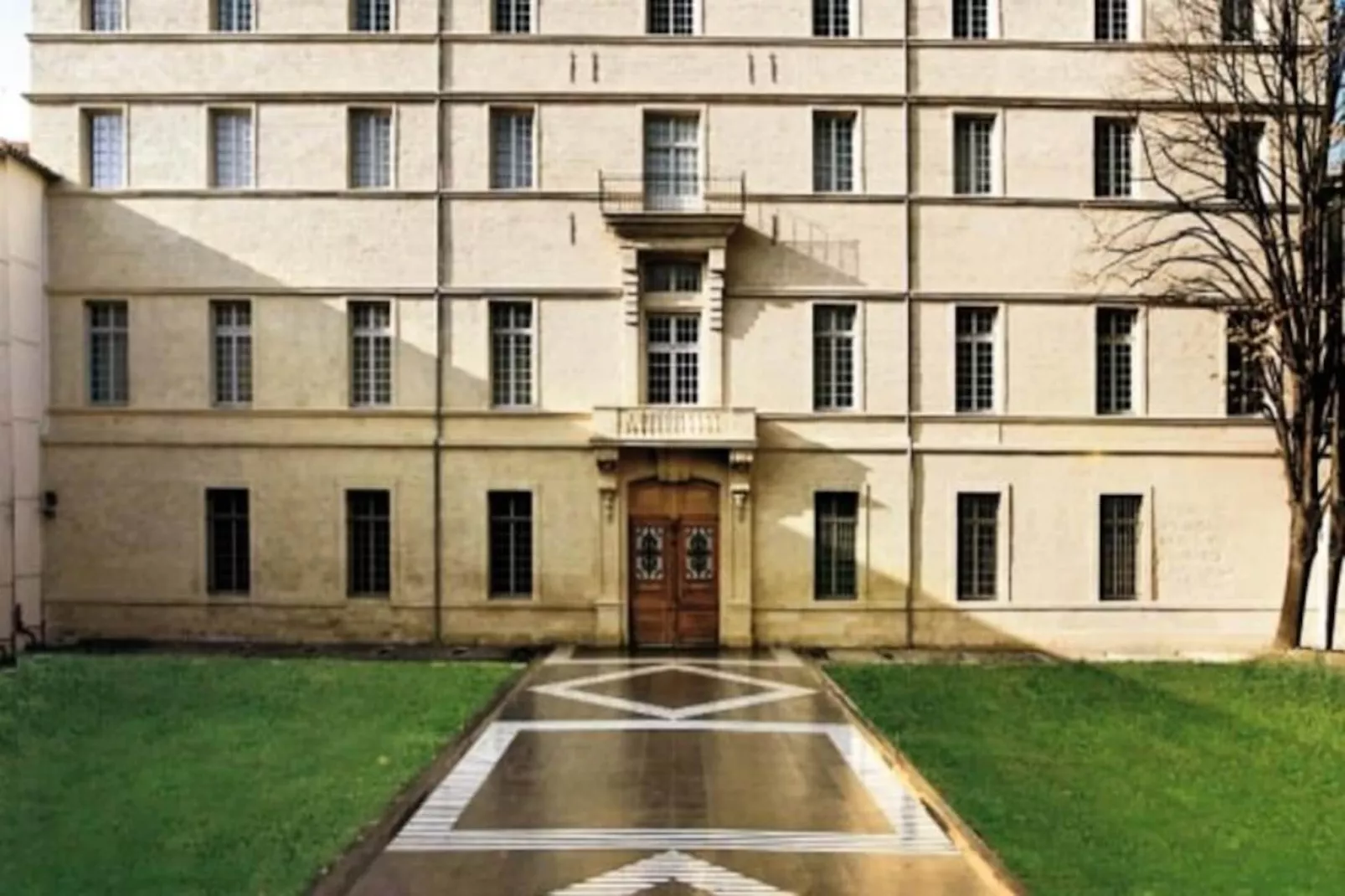 Home Chic Home - Les Suites De La Com&eacute;die - Suite3-Image-tags.