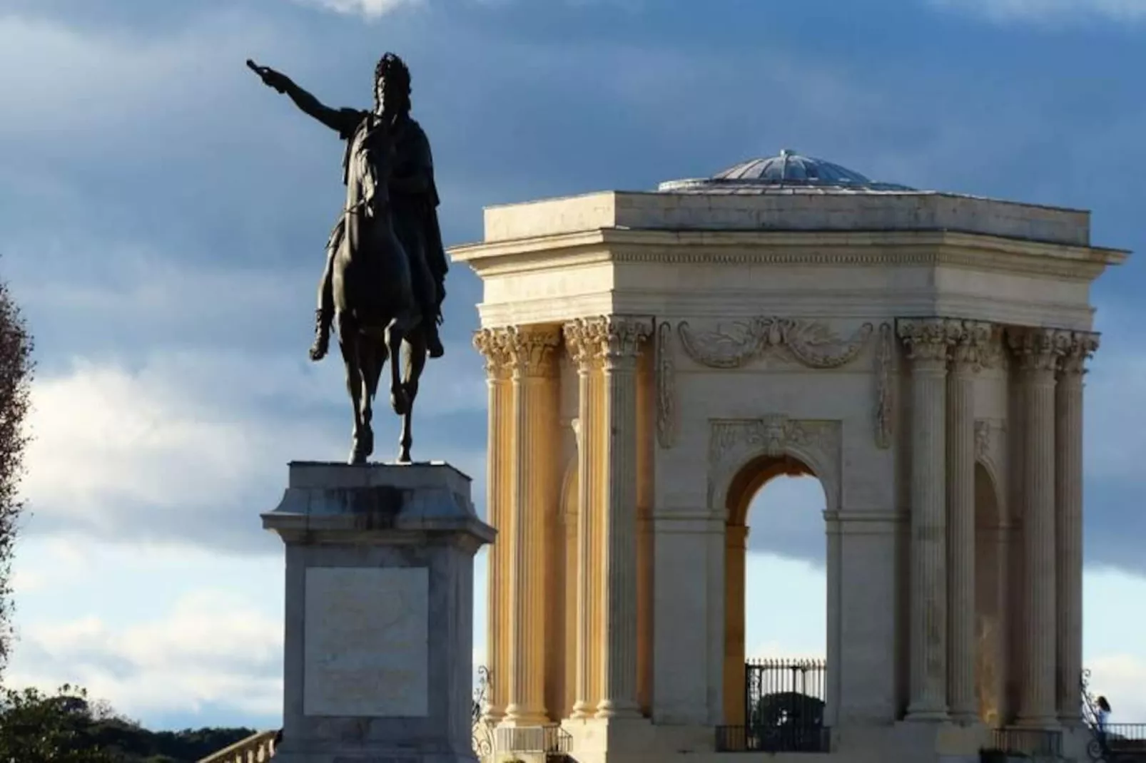 Home Chic Home - Les Suites De La Com&eacute;die - Suite4-Image-tags.