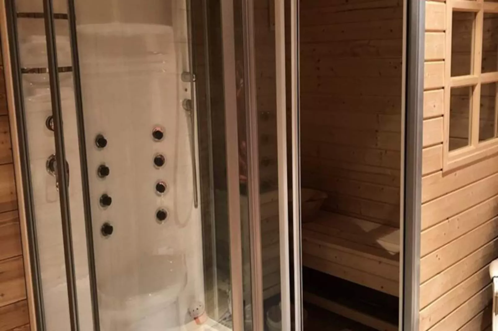 Chalet Pic Bayle-Image-tags.