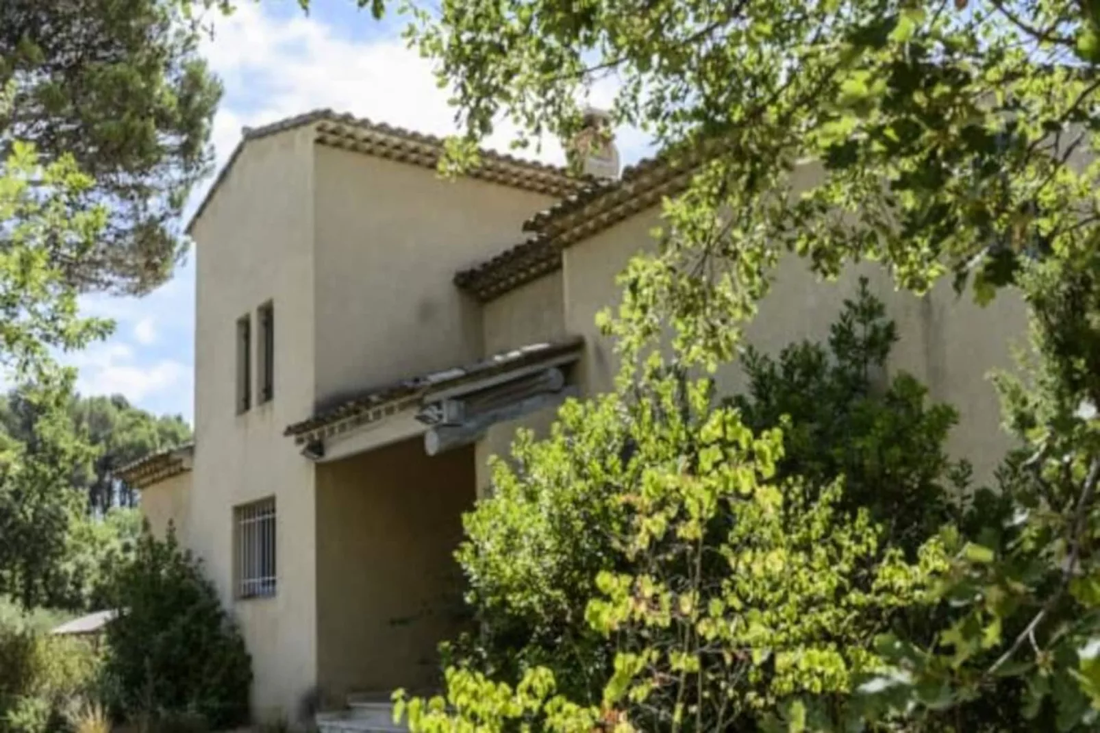 Les Gardis, Votre Refuge Id&eacute;al En Provence.-Image-tags.