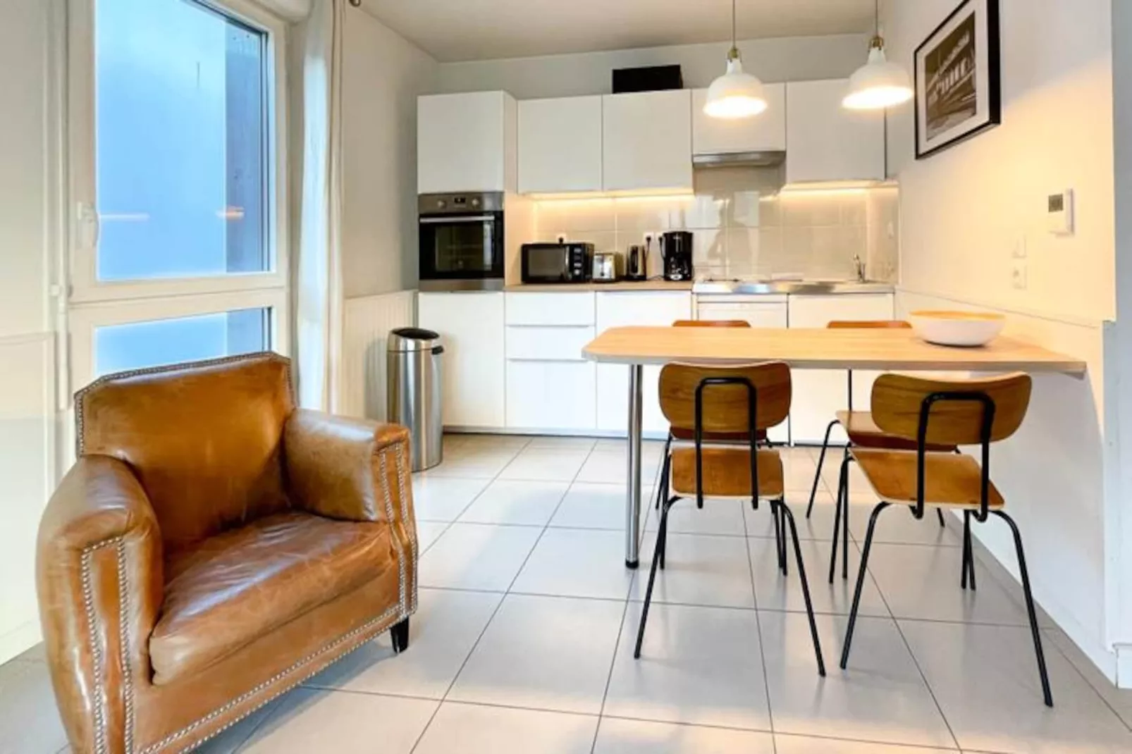 Appartement Rayonnant Et Moderne Tr&egrave;s Bien Situ&eacute;, Proche De La Cit&eacute; Du Vin-Image-tags.