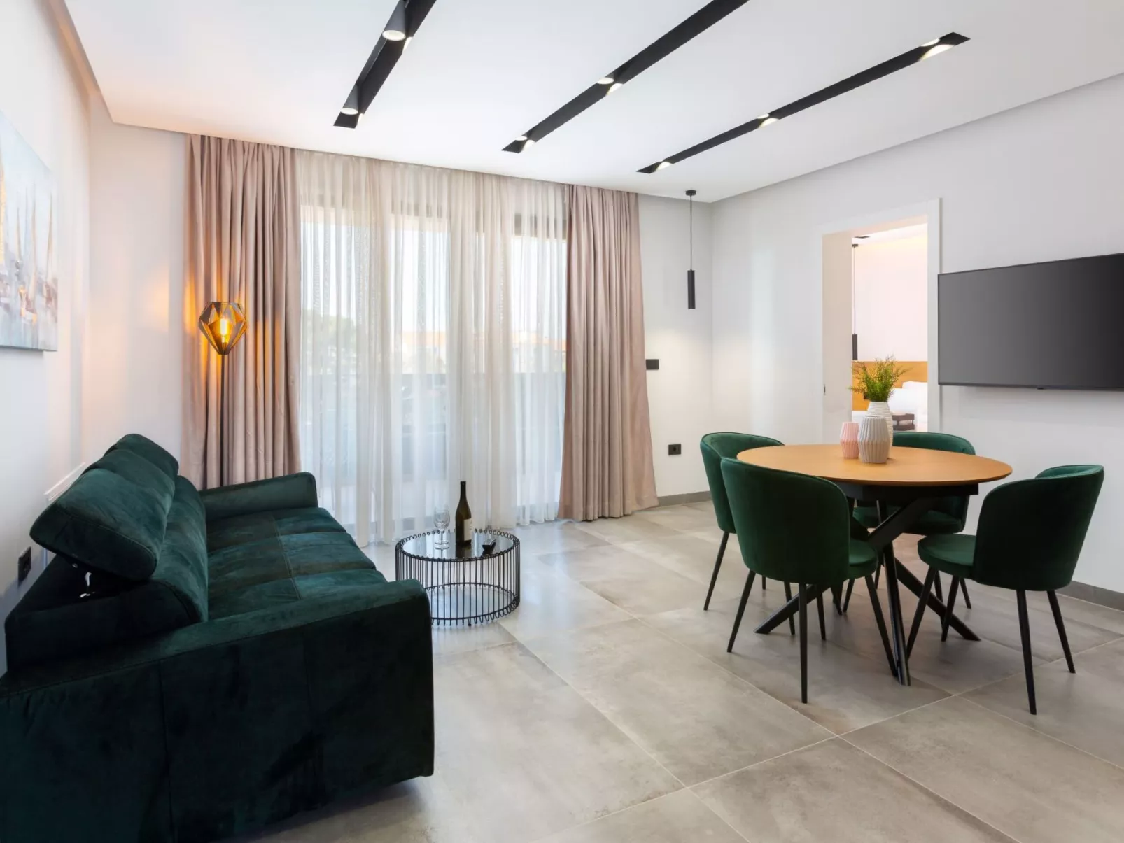 "A'more Bijeca" direkt am Strand