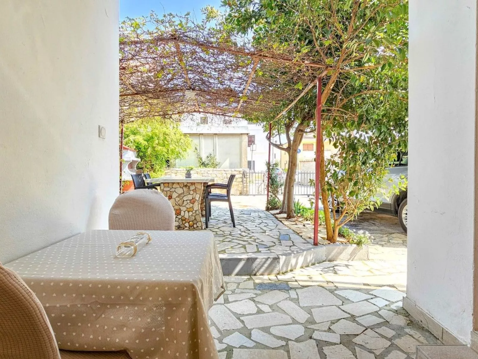 Wohnung 80m vom Meer mit Terrasse