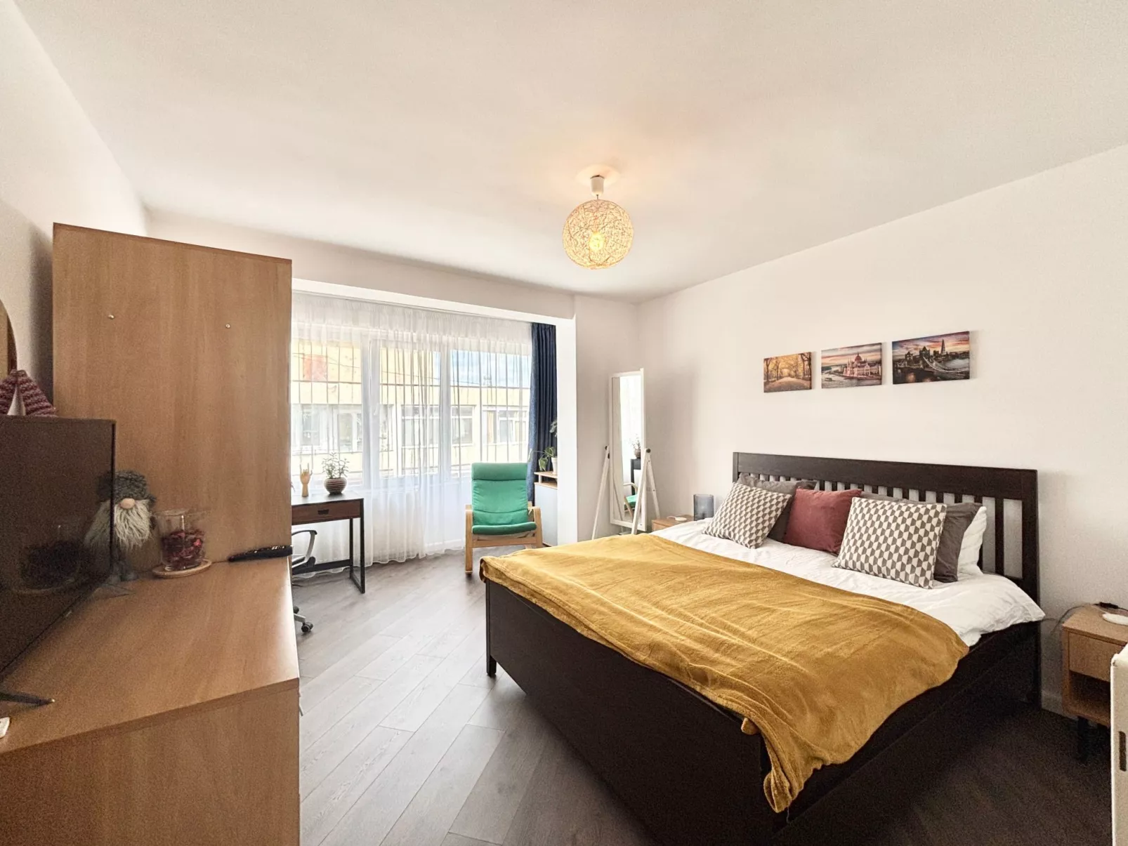 Opera Sunrise zentrale moderne Balkonwohnung