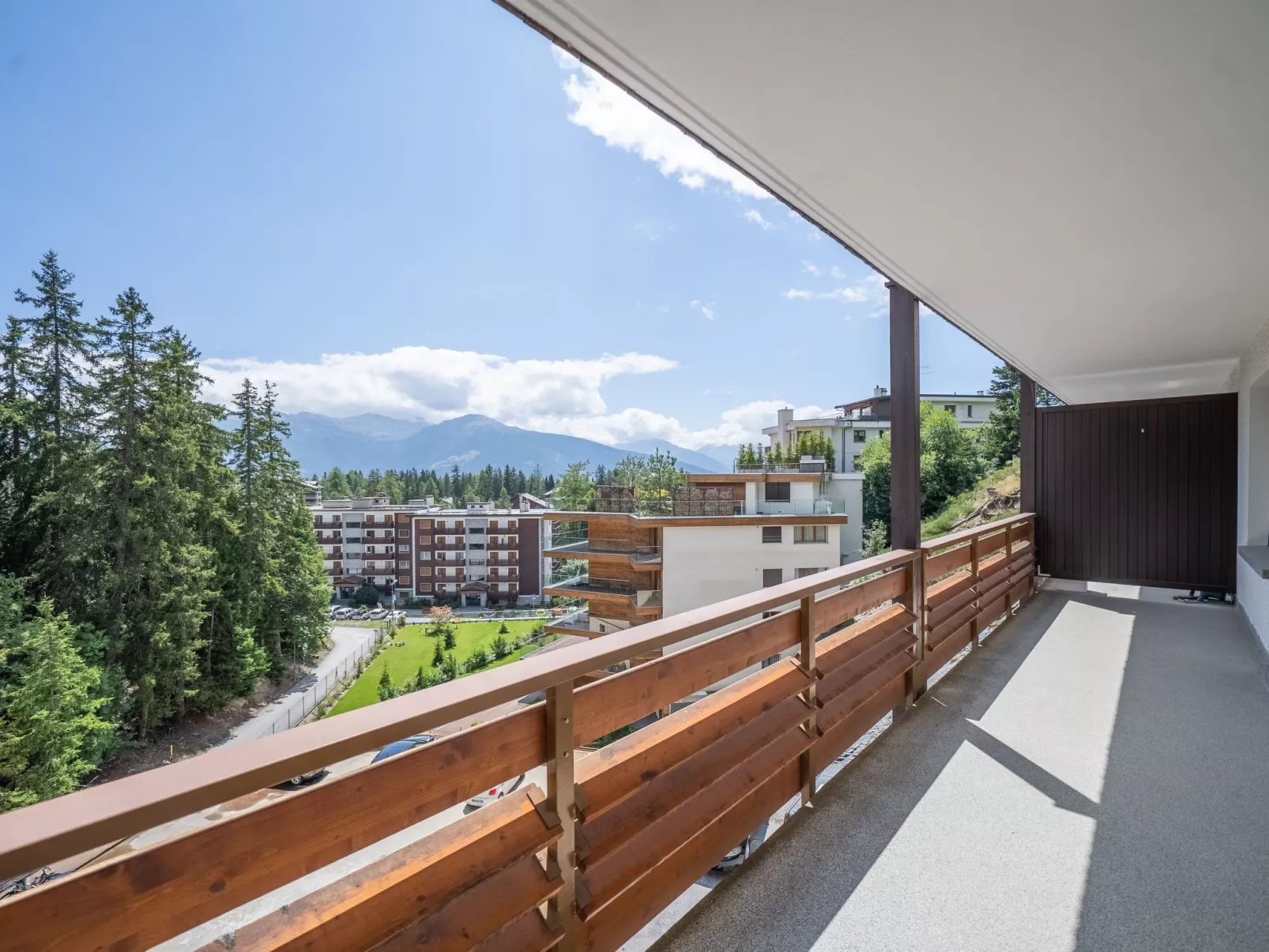 Wohnung mit Blick auf die Berge