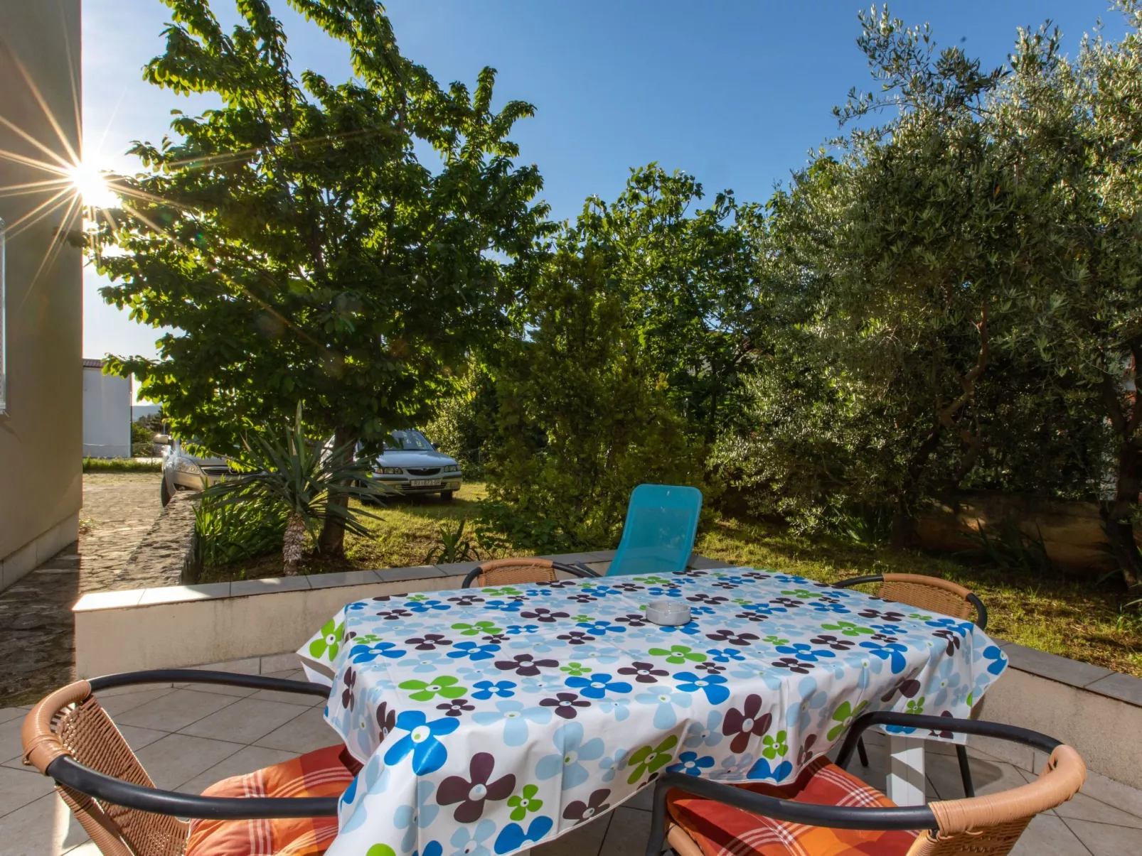 Schöne Wohnung "Apartman Mira 2"