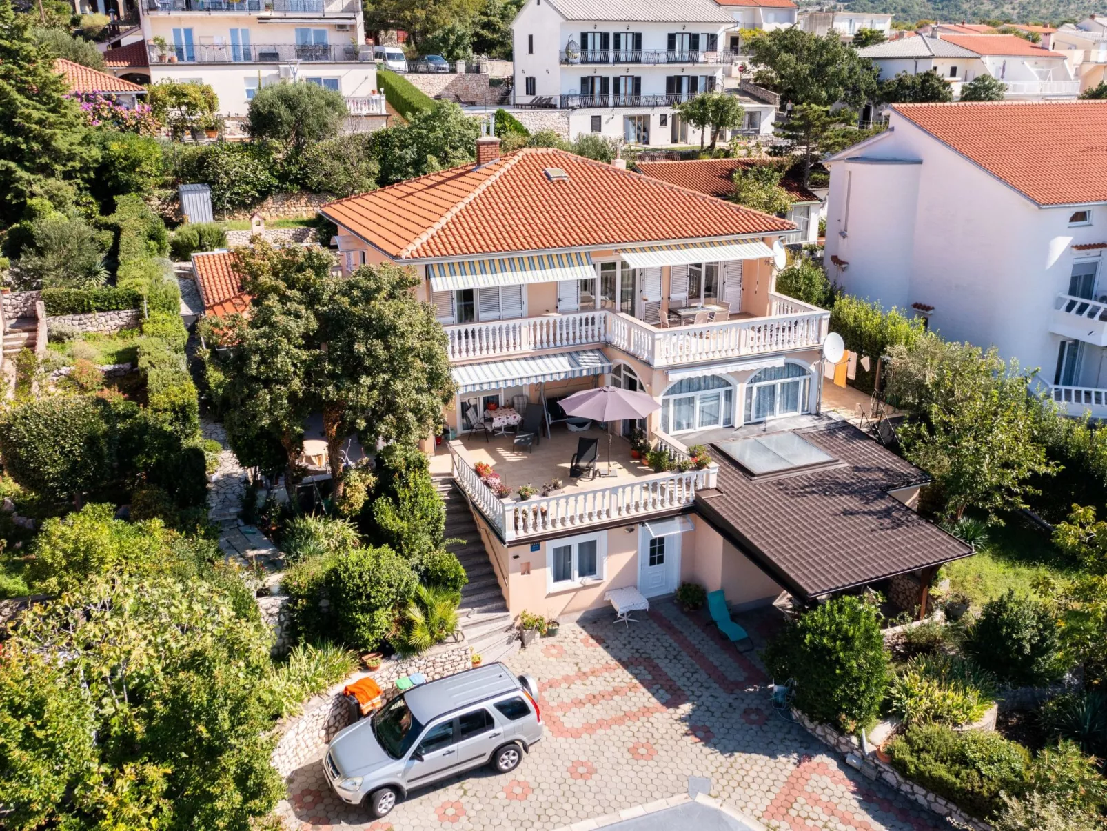 Wohnung mit Terrasse
