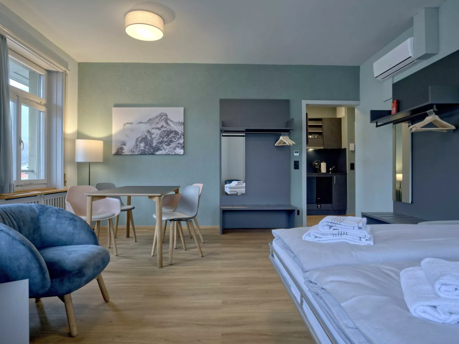 BankHouse Apt. XL304