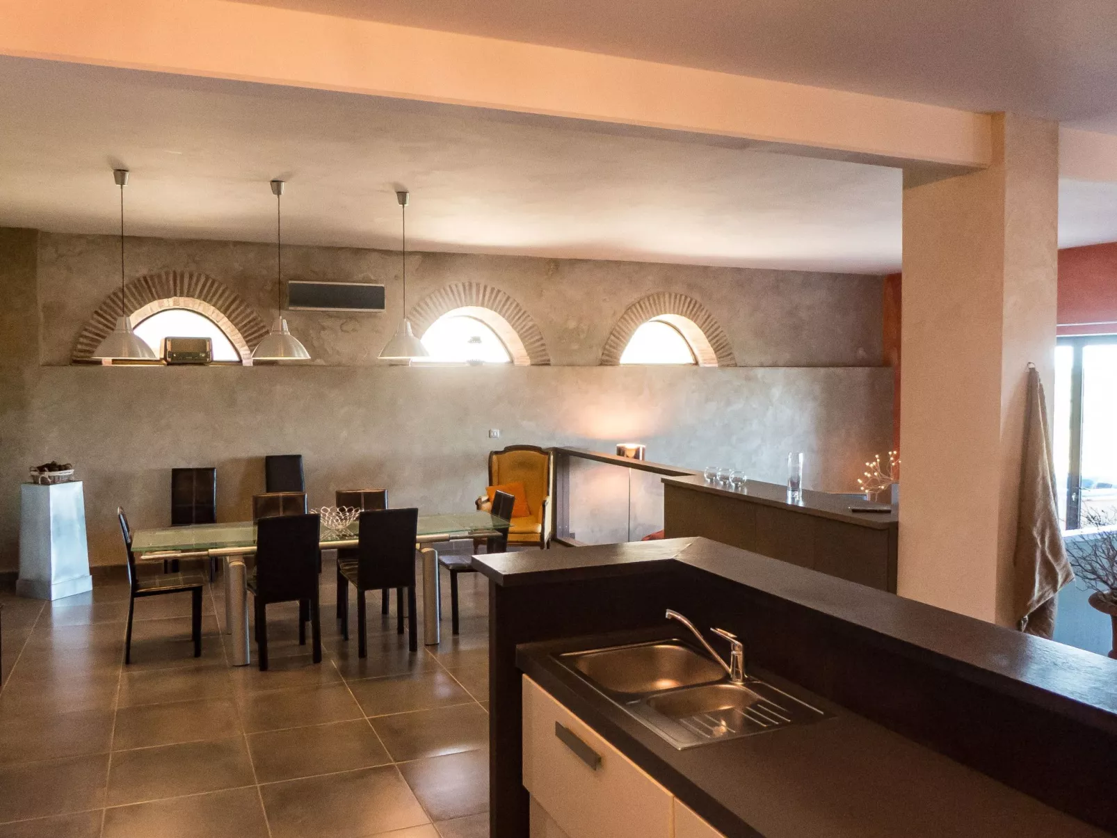 2 hochwertige Mas mit privatem Pool und Blick auf die Landschaft