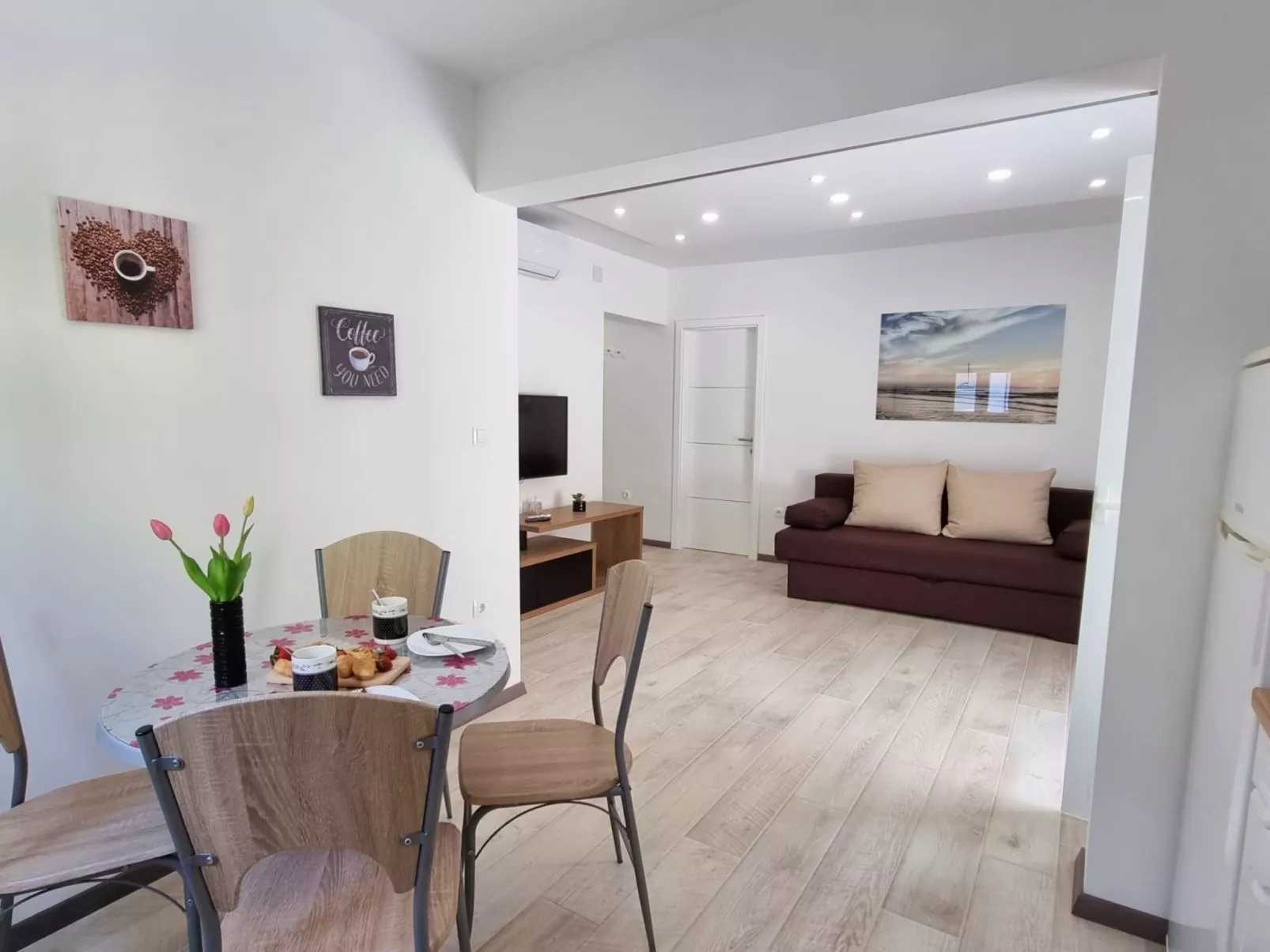 Superior Ein-Schlafzimmer-Wohnung DaMa Bakota