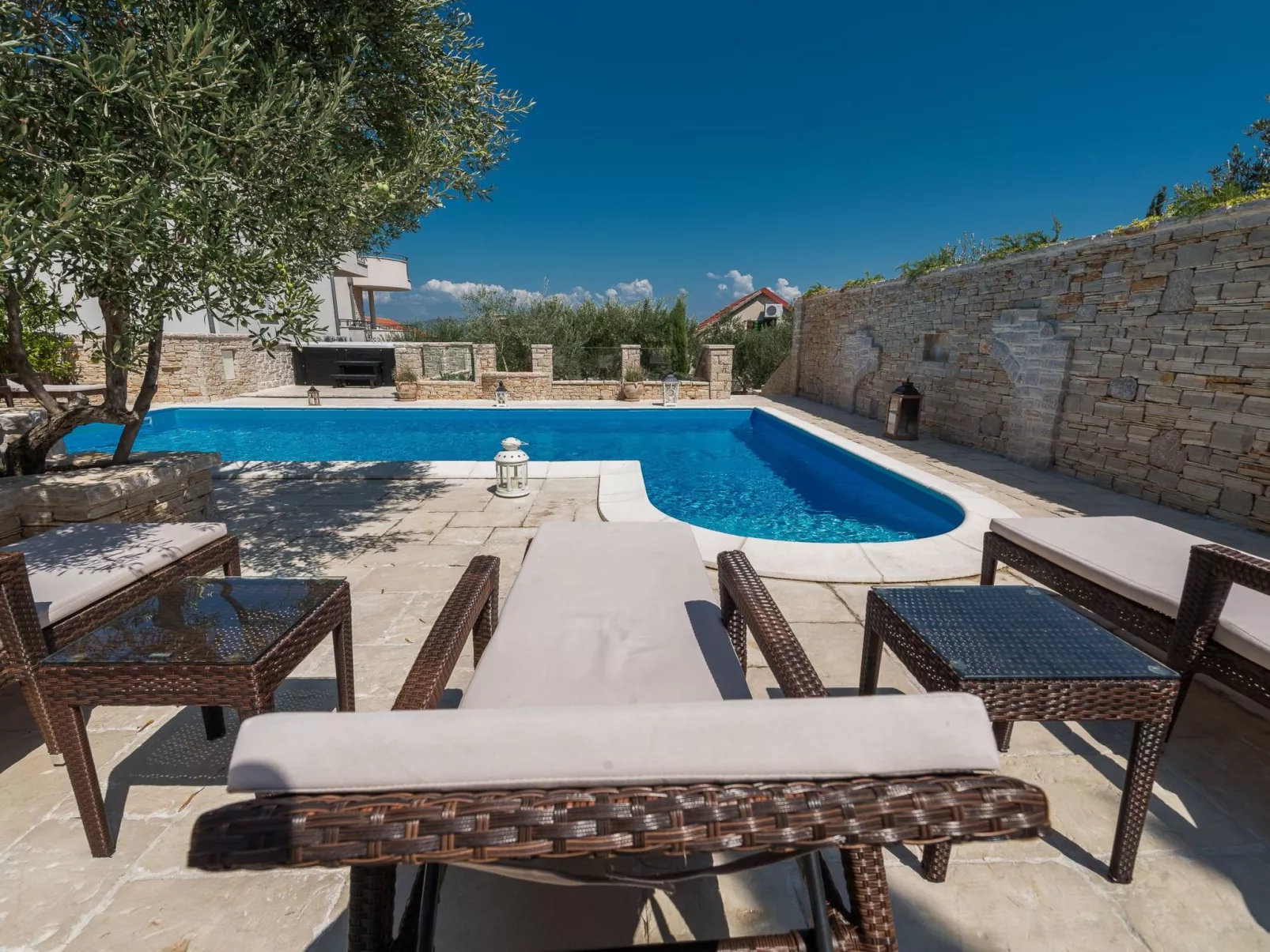 Wohnung "Villa Kos A-1" mit Pool