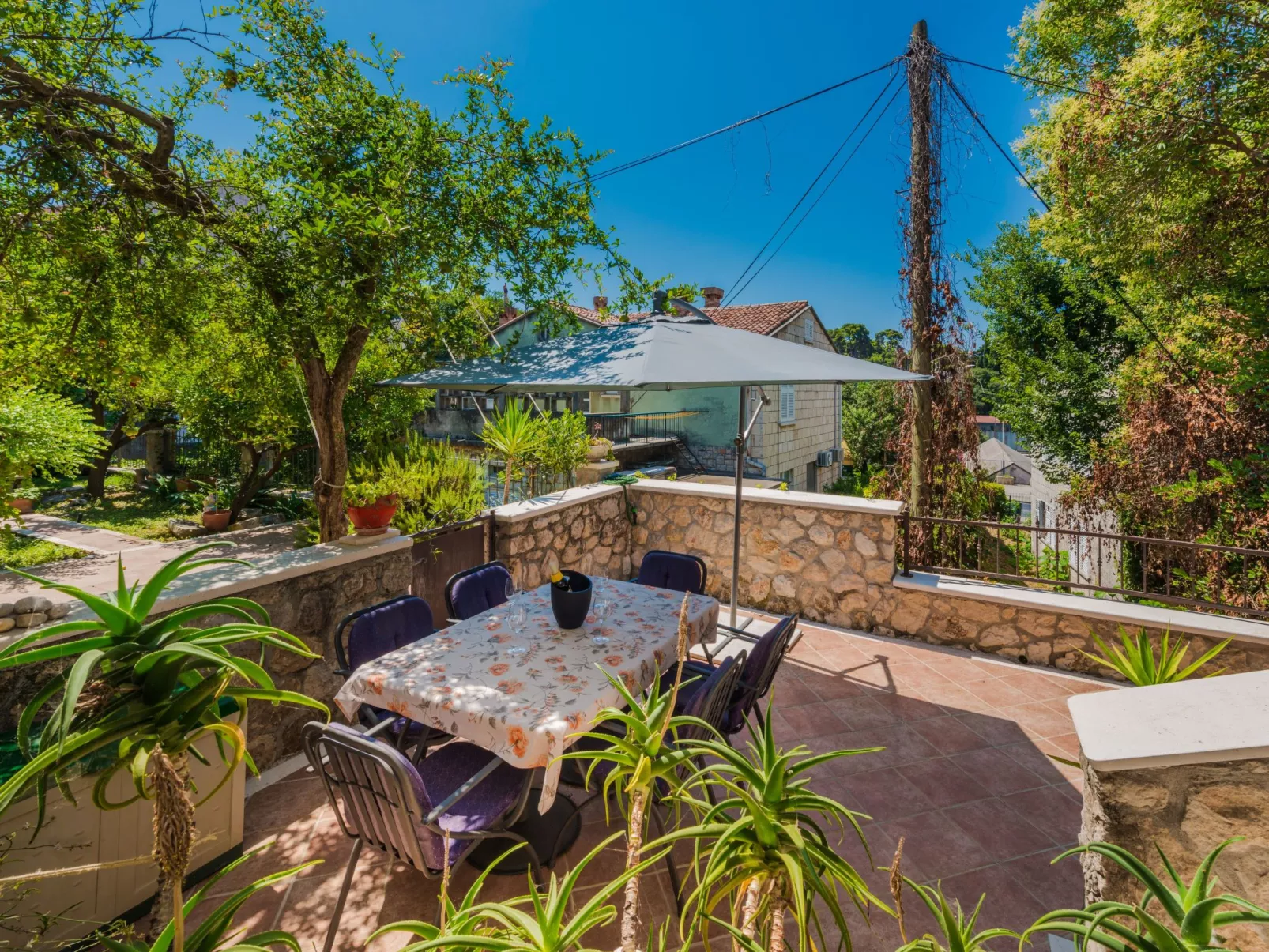 Geräumige Ferienwohnung mit eigener Terrasse