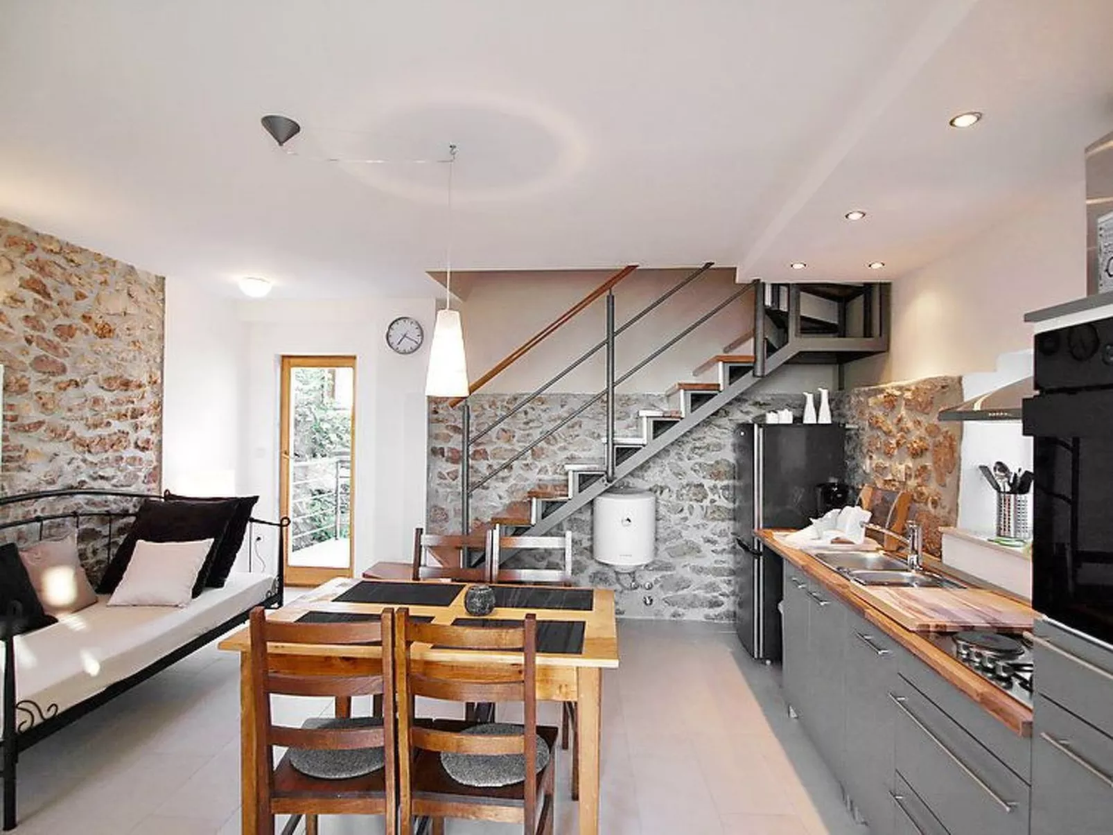 Große Ferienwohnung in Zadar mit Privatem Balkon