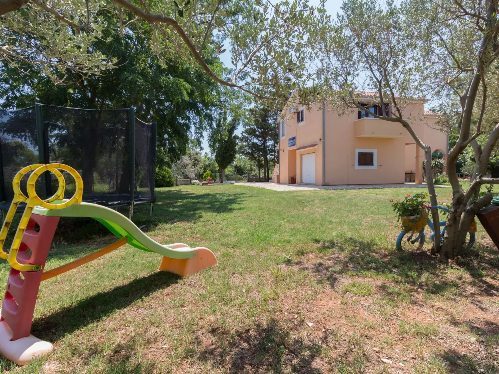 Wohnung Casa Nada 01 - von TA Leut Agency