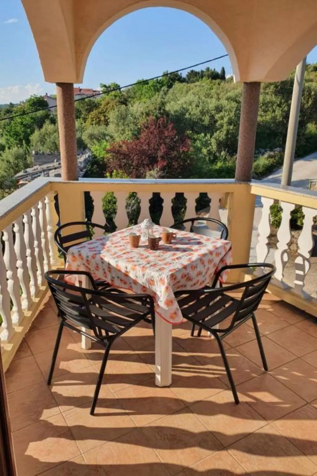 "Nikica" mit Blick auf das Meer