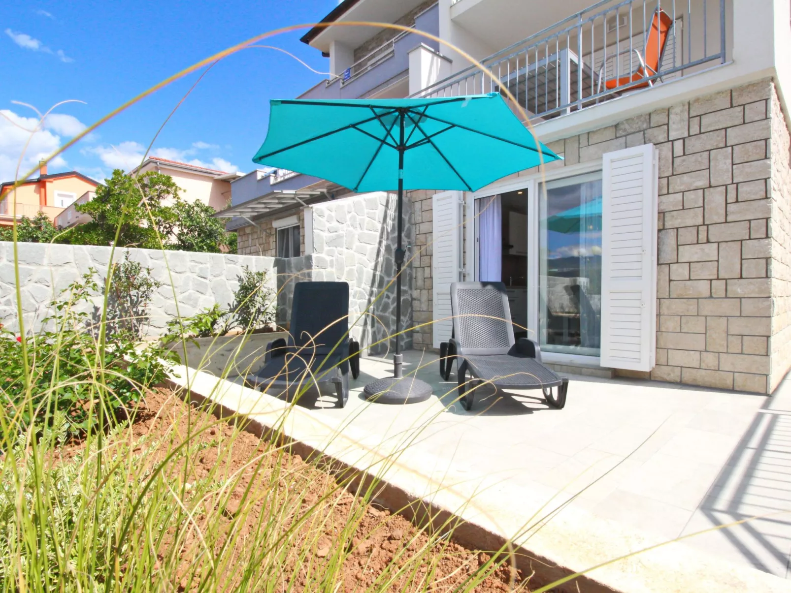 Studio Apartment More