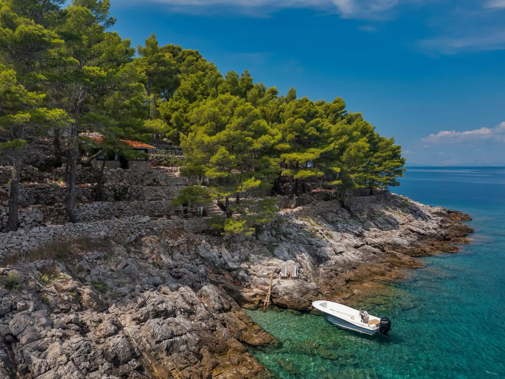 Haus in Općina Sućuraj mit Grill und Terrasse