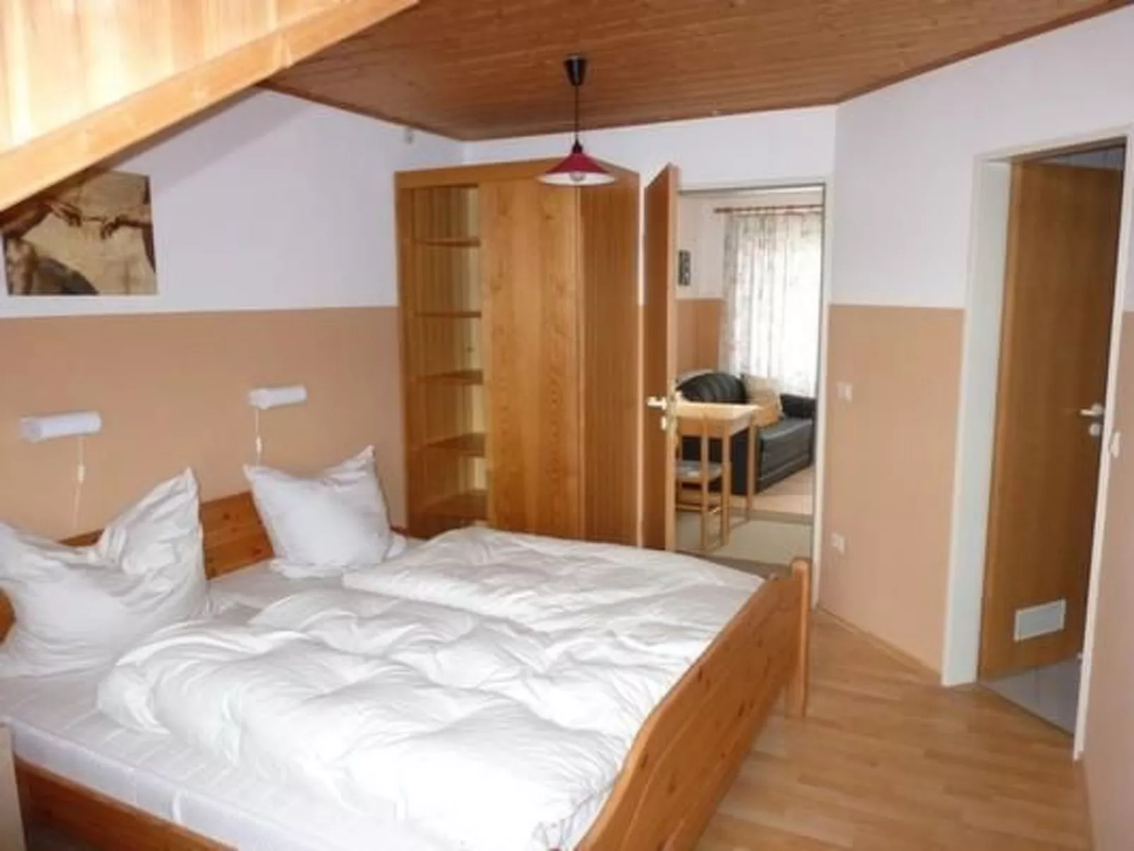 Gemütliche Wohnung in Zandt mit Möbliertem Balkon