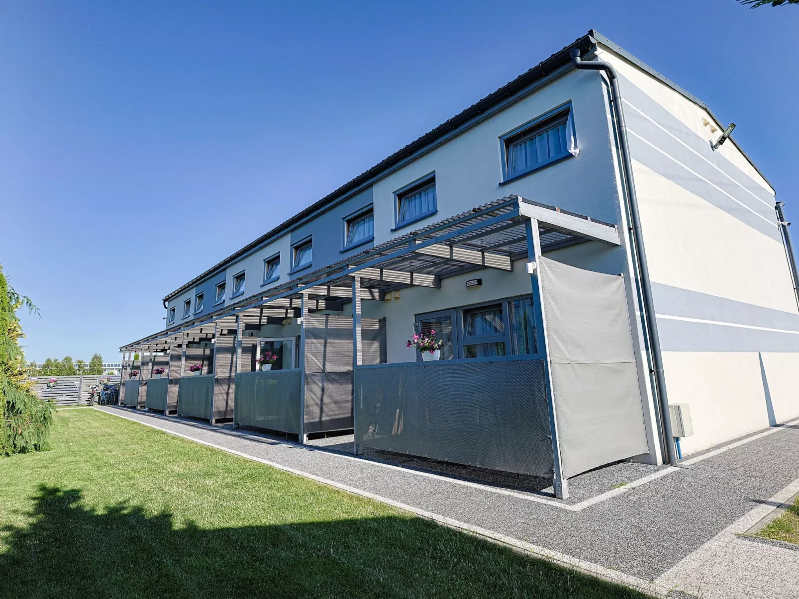 "Aurora 3" mit Terrasse