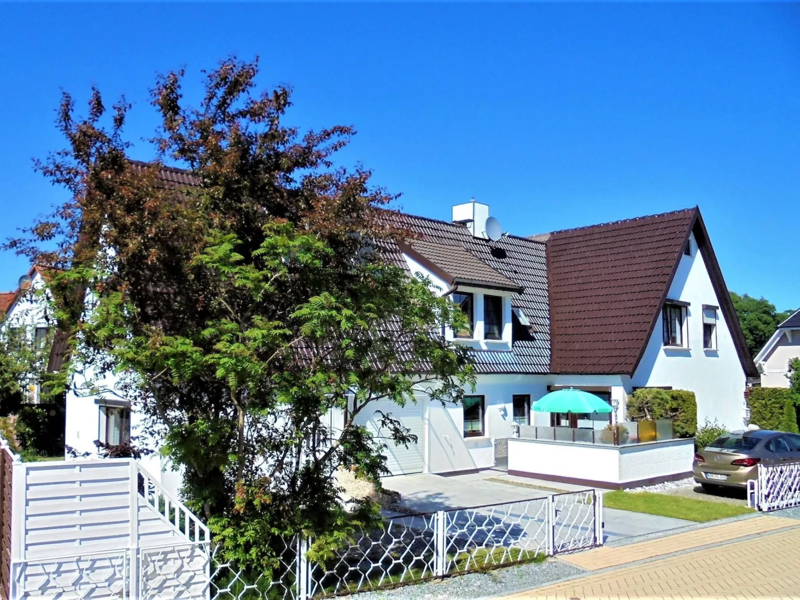Geräumige Ferienwohnung in Zingst mit Terrasse